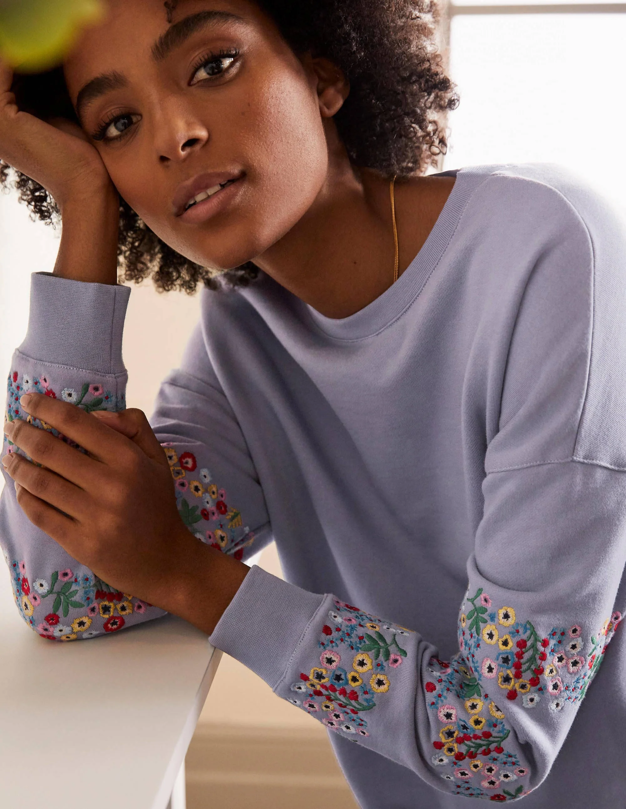 Jasmine Sweatshirt-Flussblau - Image 2
