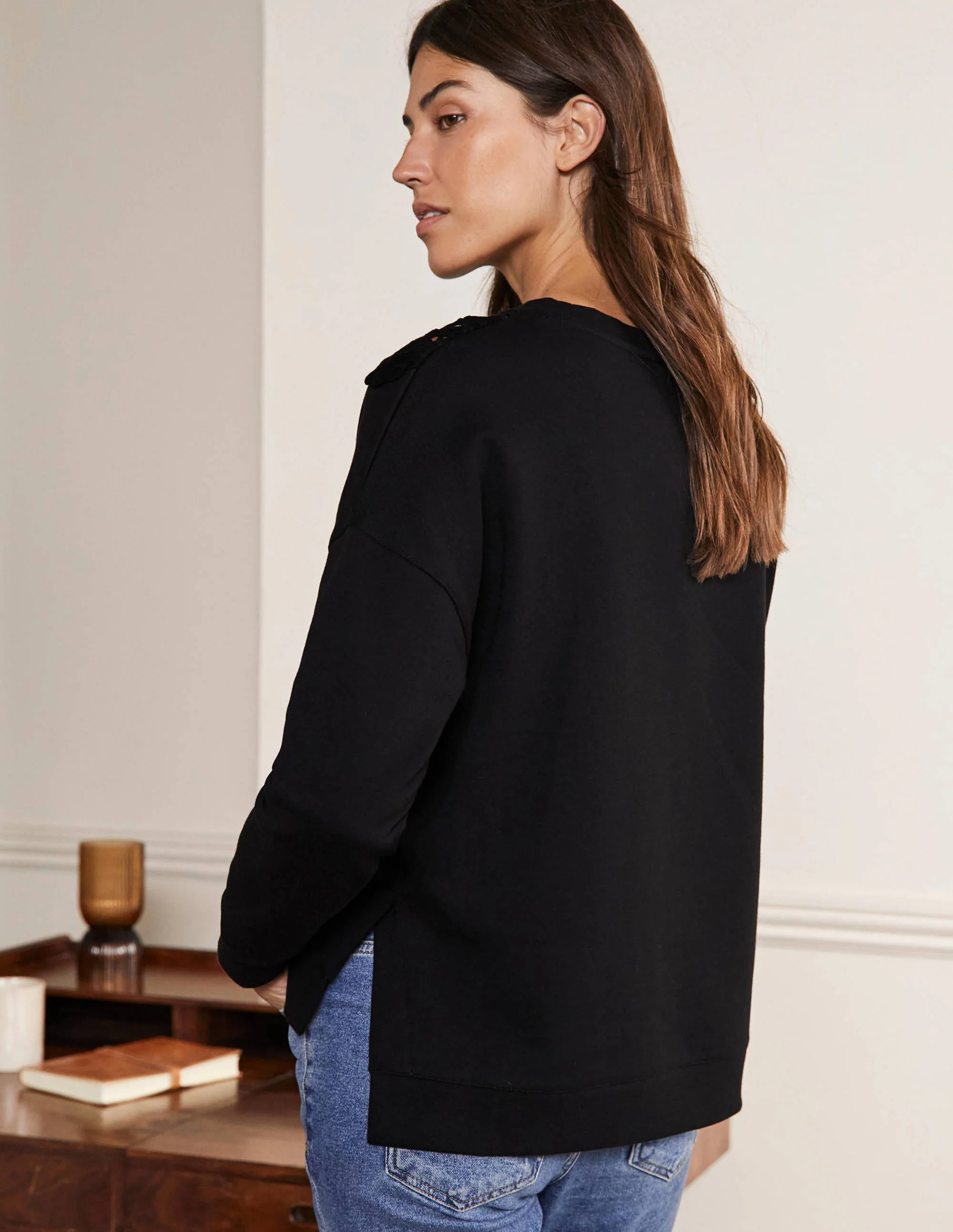 Jasmine Sweatshirt-Schwarz - Image 3