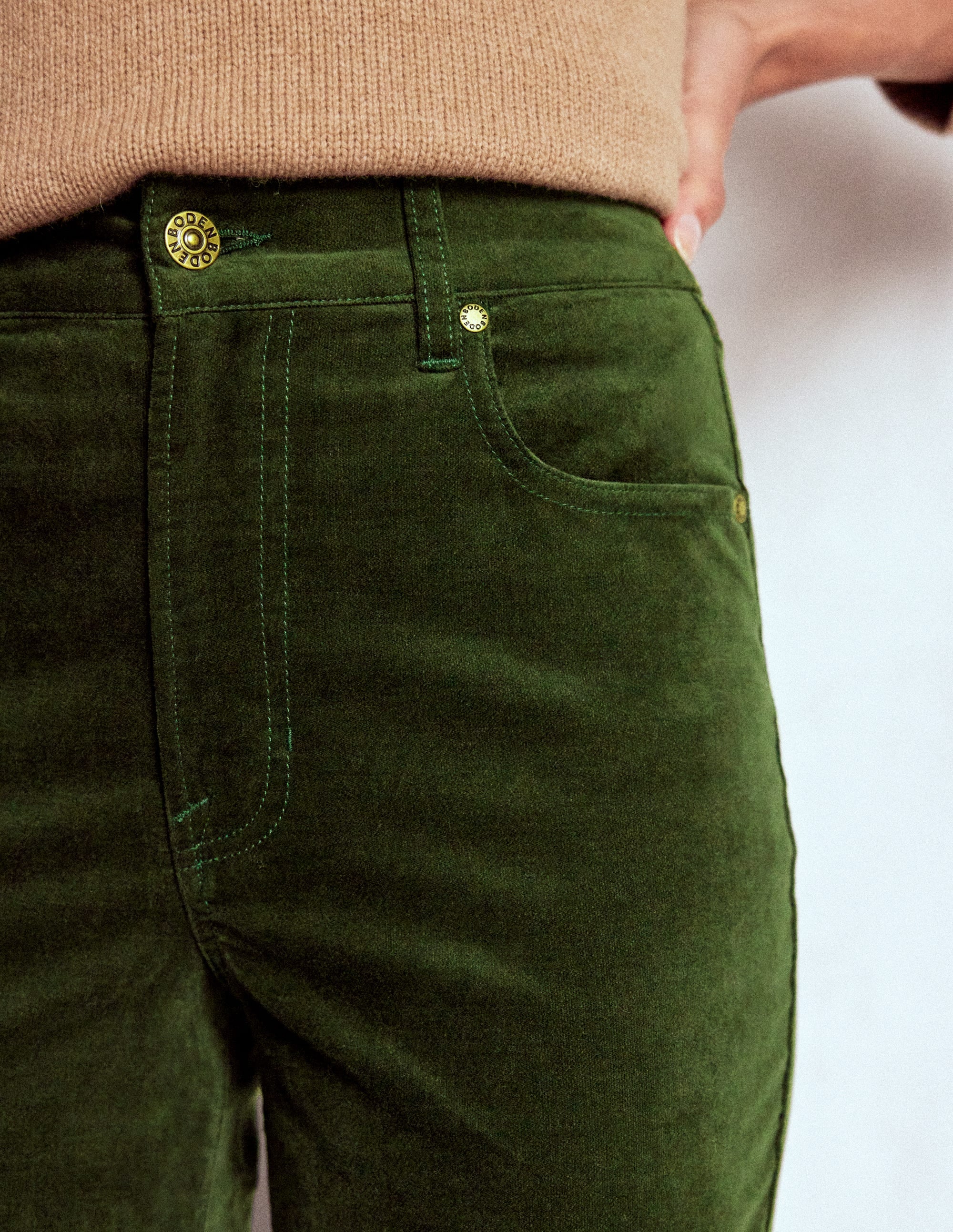 Jeans aus Veloursamt mit geradem Bein-Douglasie - Image 5