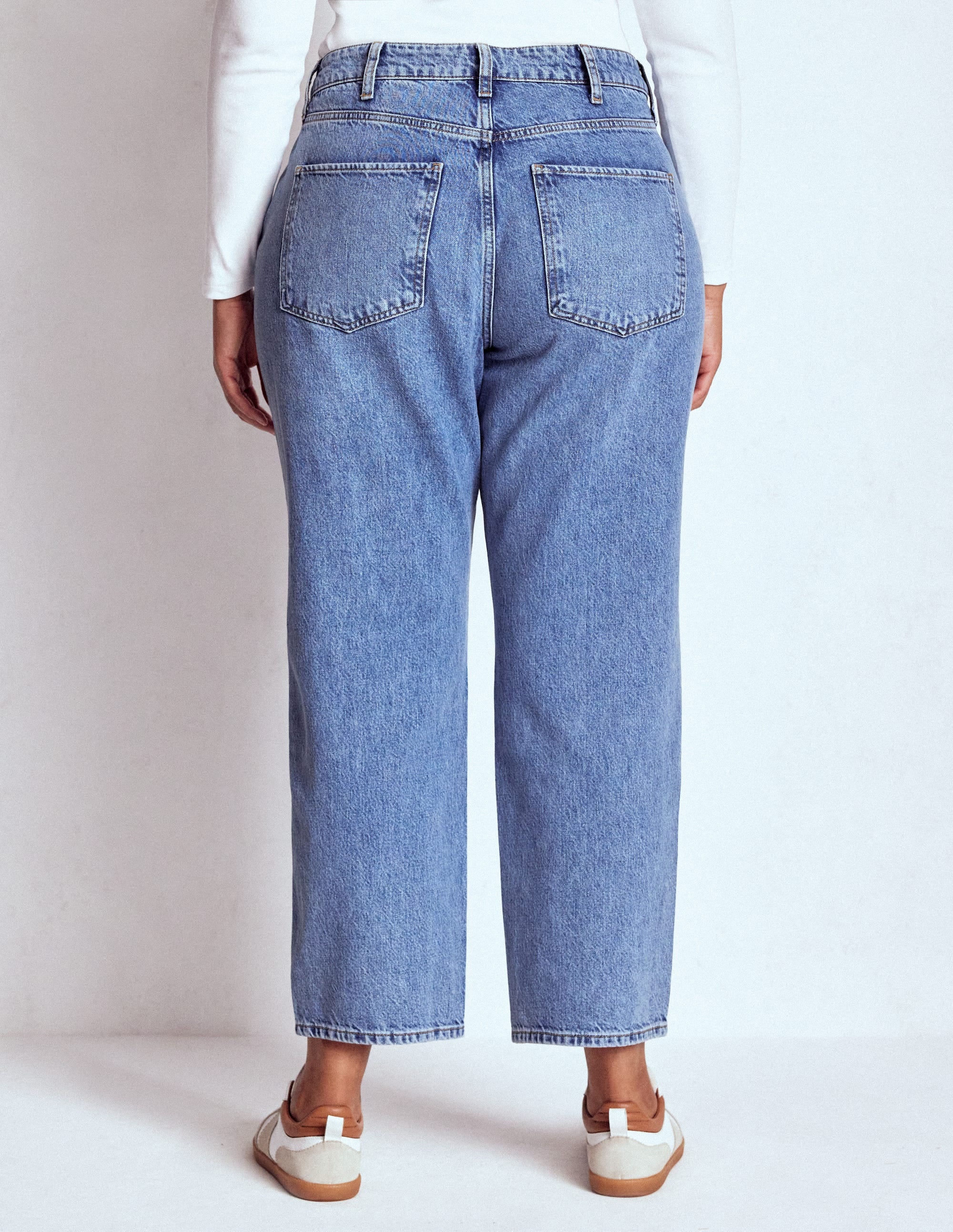 Jeans mit hohem Bund und geradem Bein-Ausgeblichene Optik - Image 11