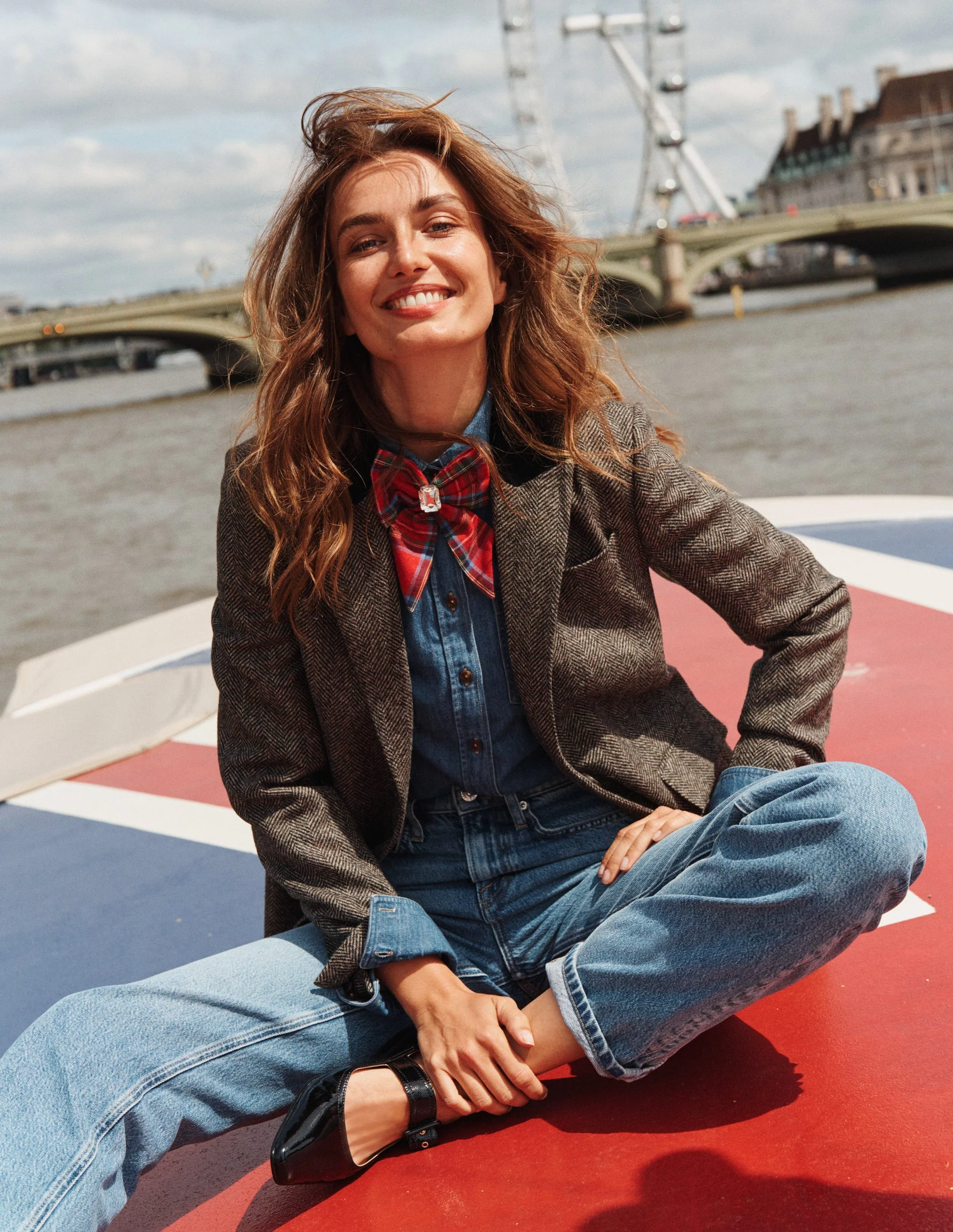 Jeans mit hohem Bund und geradem Bein-MITTLERE WASCHUNG - Image 6