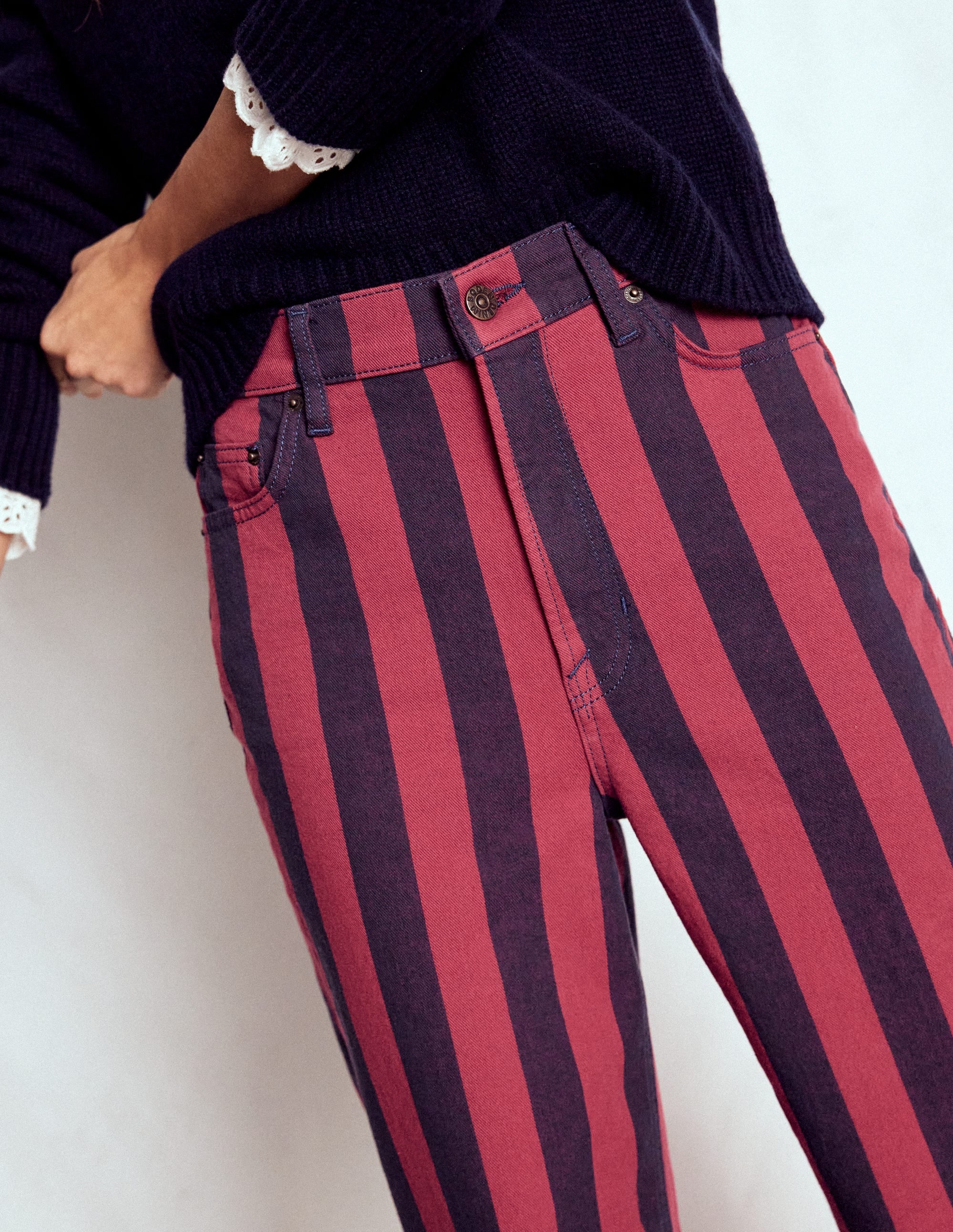Jeans mit hohem Bund und geradem, weitem Bein-Rot/Navy mit Streifen - Image 5