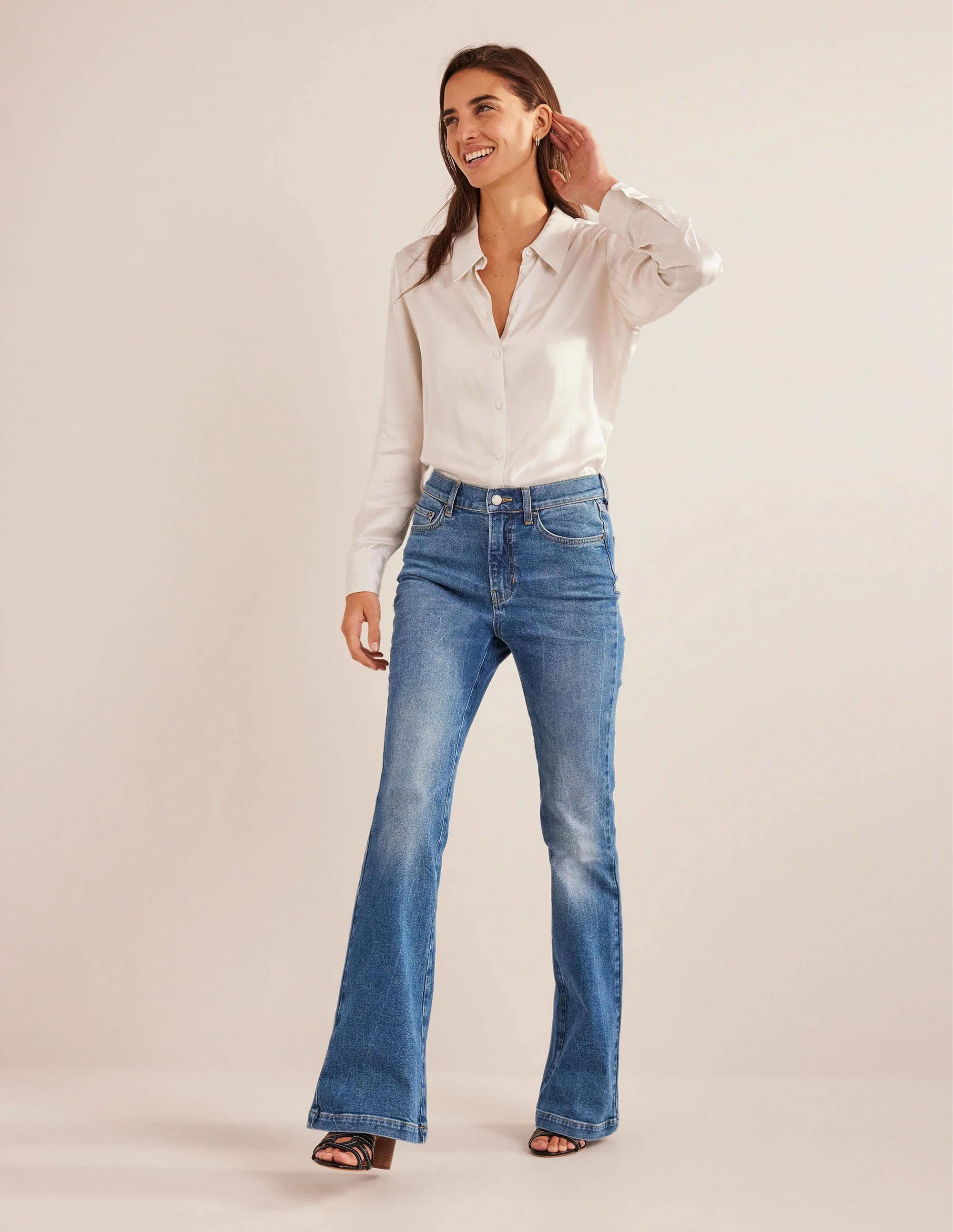 Jeans mit Schlag und hoher Taille-Mittleres Vintageblau - Image 6