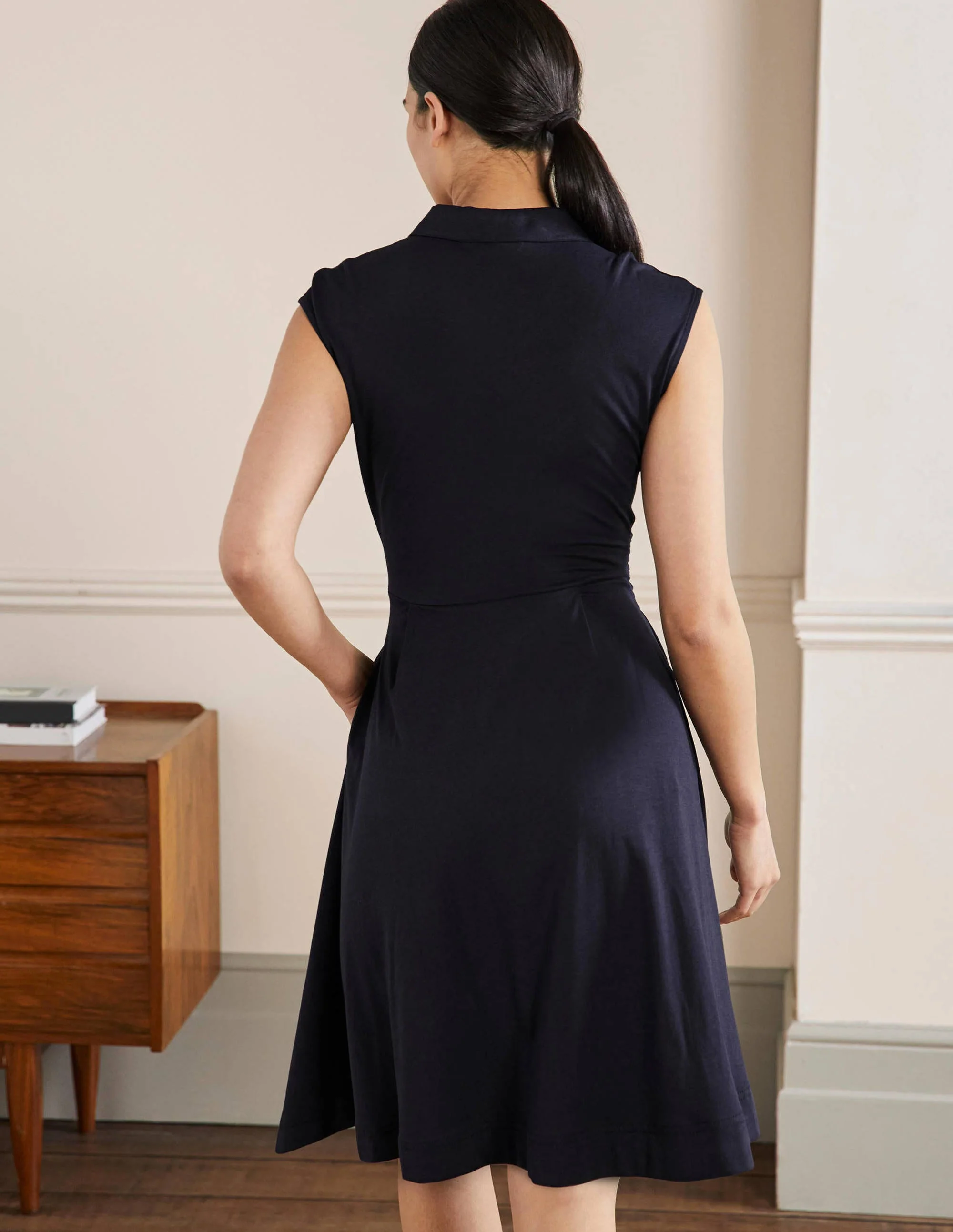 Jersey-Hemdblusenkleid mit Taillengürtel-Marineblau - Image 3