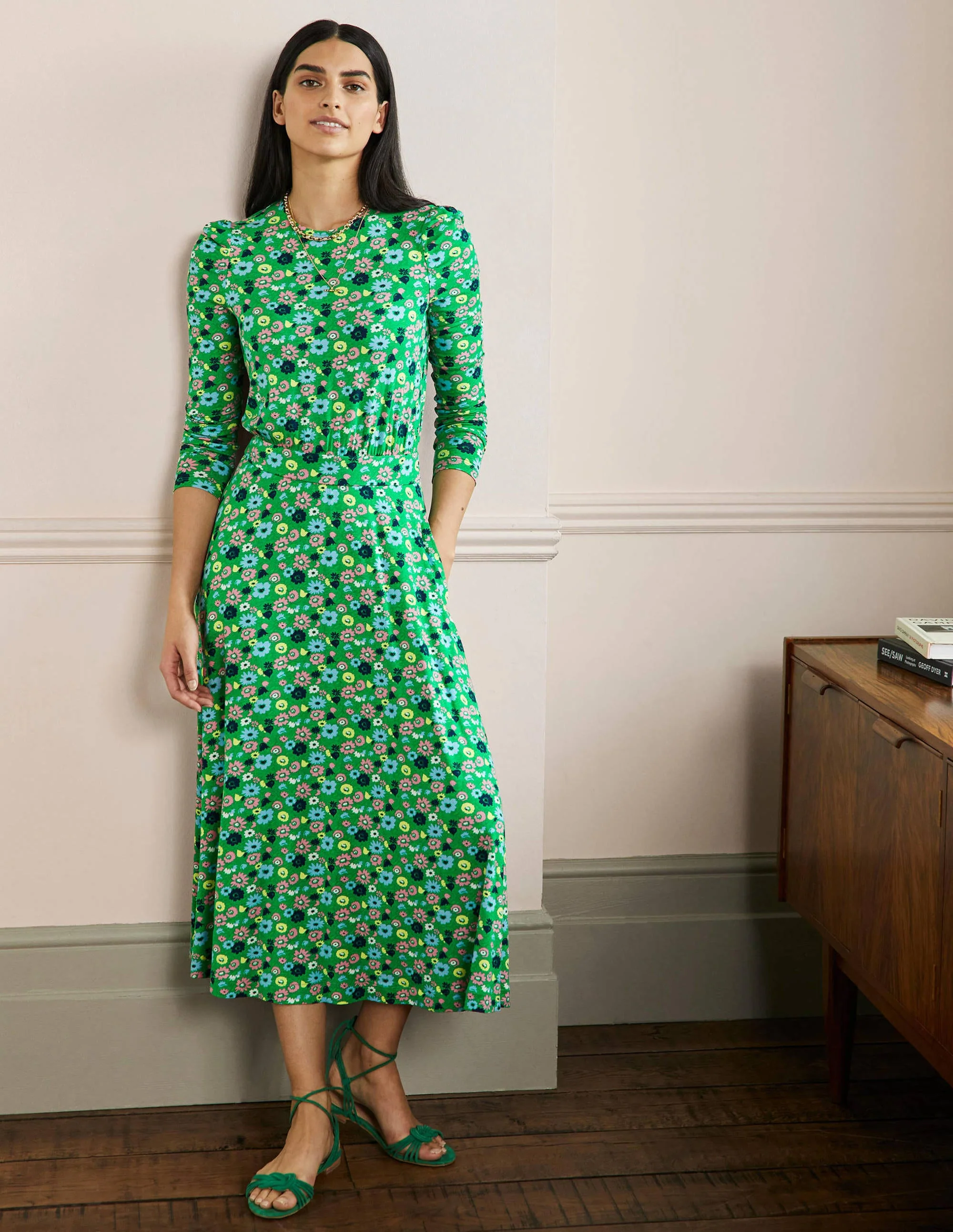 Jersey-Midikleid mit Puffärmeln-Sattes Smaragdgrün, Elegante Blüten