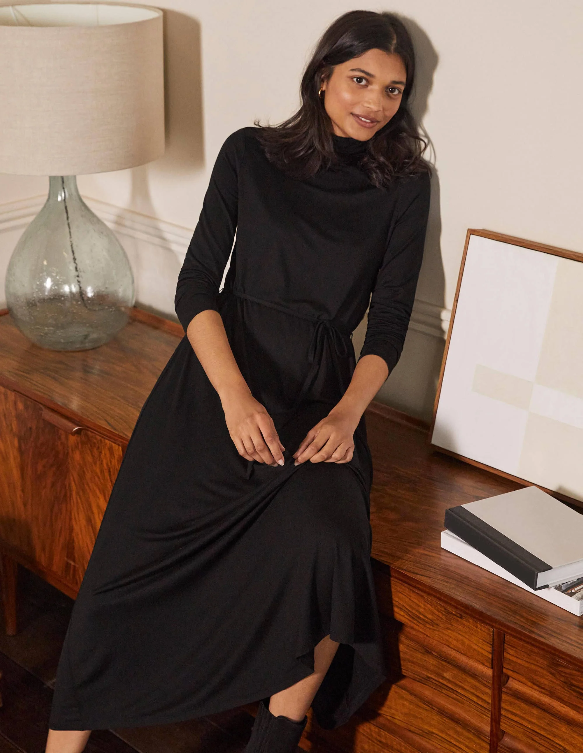 Jersey-Midikleid mit Rollkragen-Schwarz