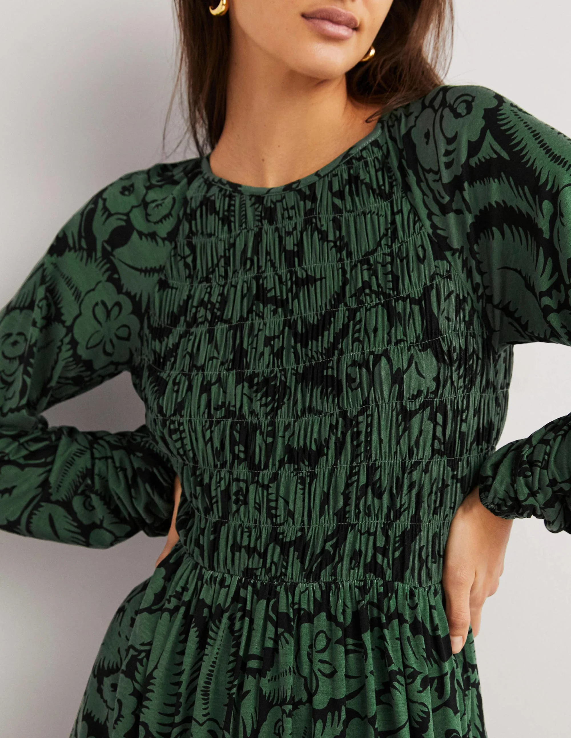 Jerseykleid mit gesmoktem Oberteil-Grün, Abstrakter Garten - Image 2