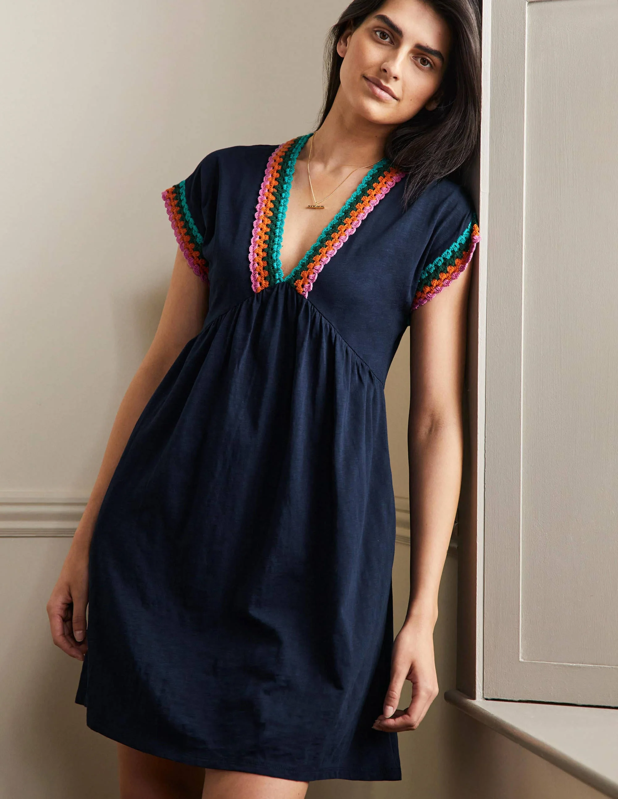 Jerseykleid mit Häkelborte-Marineblau
