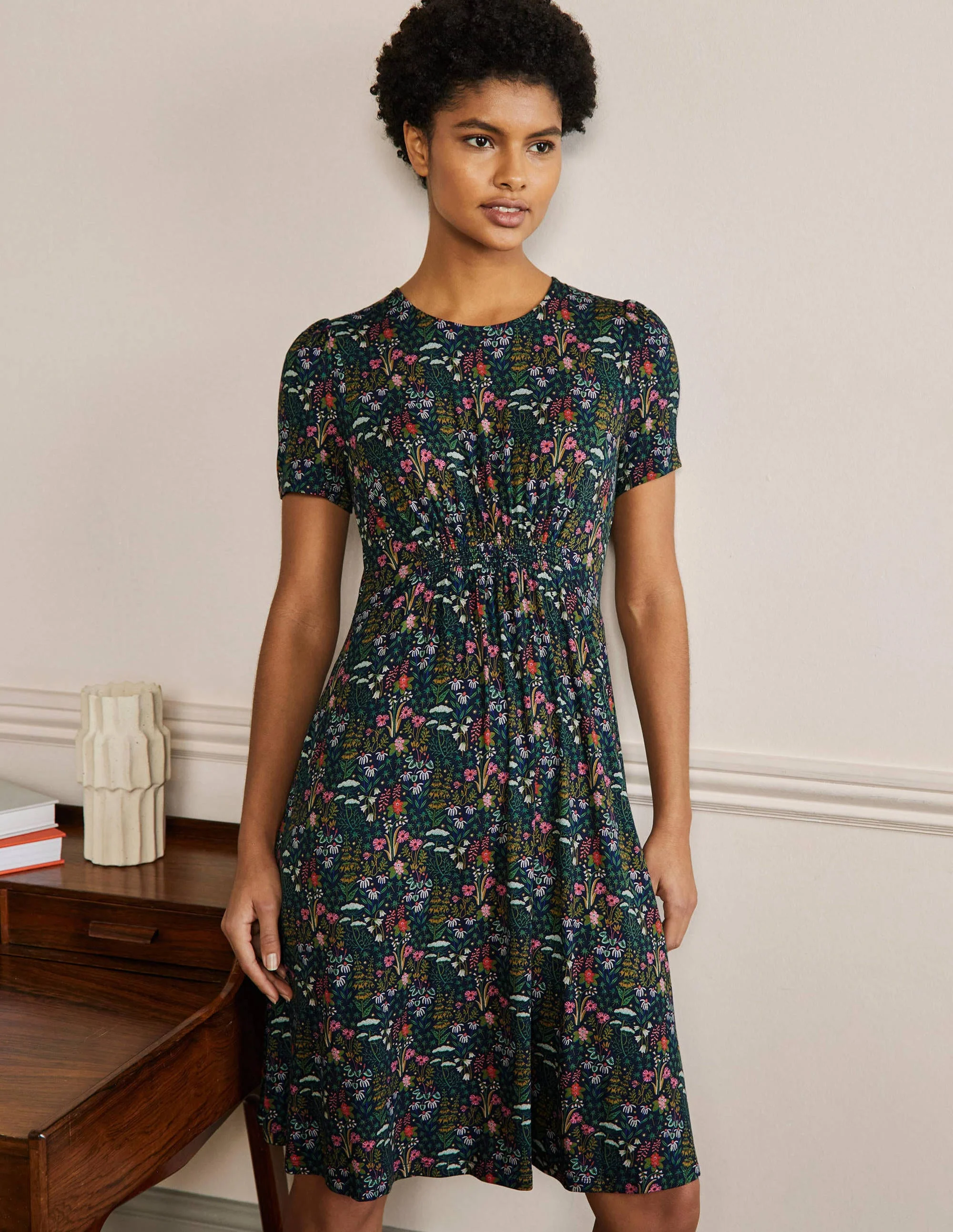 Jerseykleid mit Rundhalsausschnitt-Französisches Navy, Wildblumenblüten - Image 4