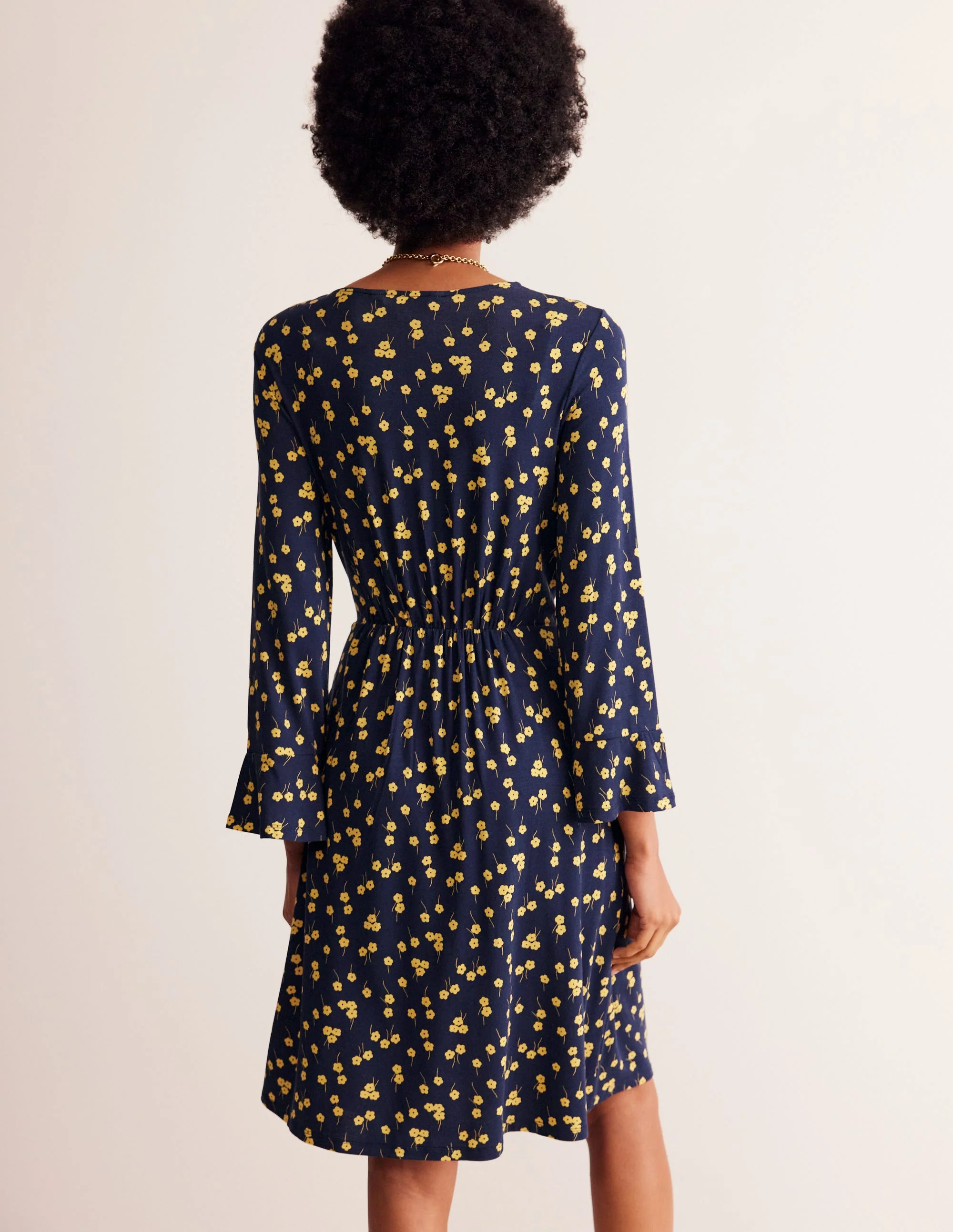 Jerseykleid mit Trompetenärmeln-Zartes Kanariengelb, Herbstzweig - Image 3