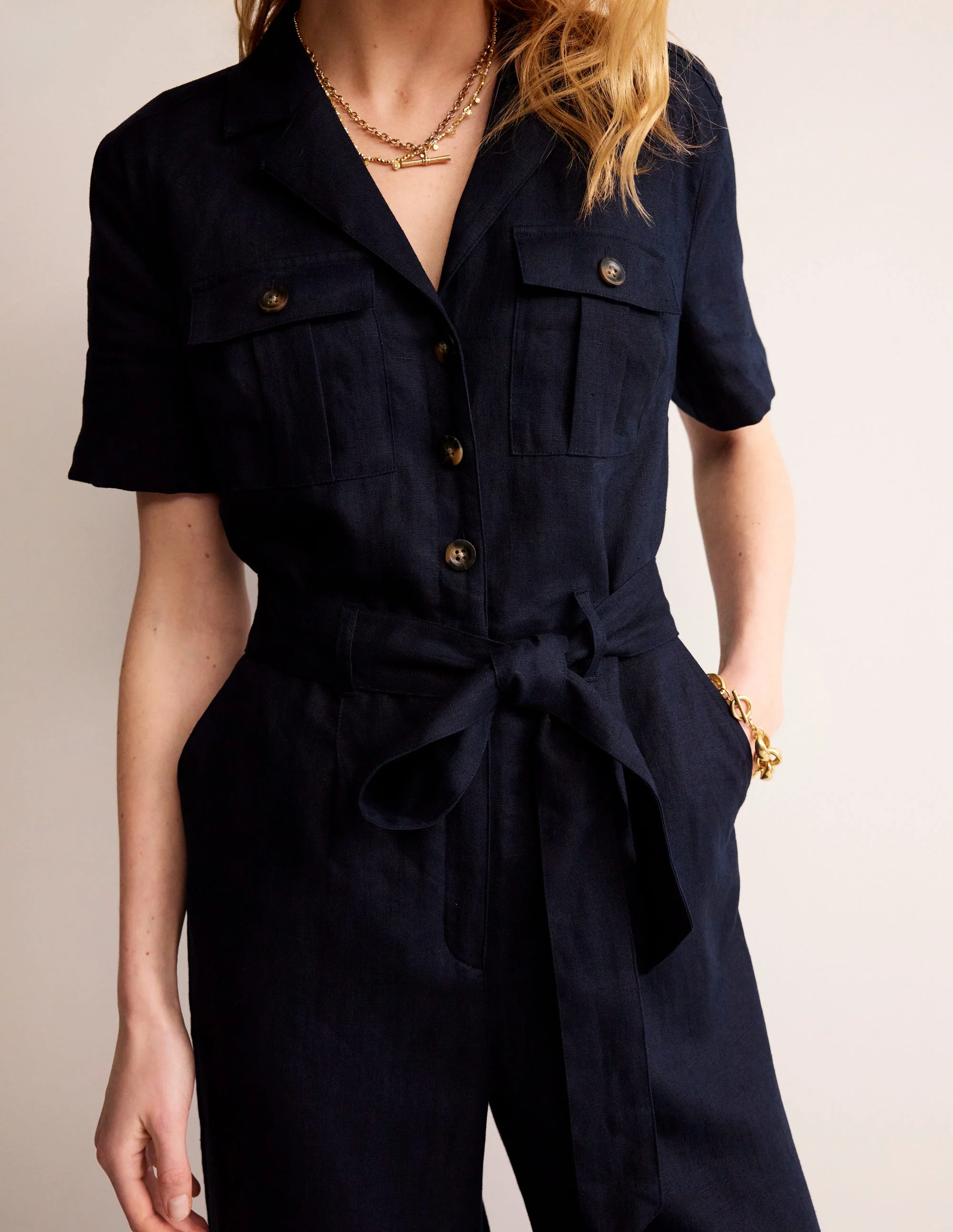 Jumpsuit aus Leinen mit Gürtel-Marineblau - Image 3