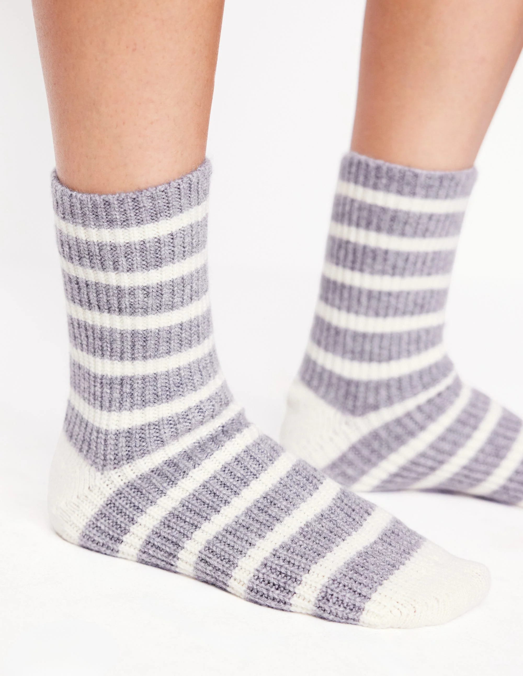 Kaschmir-Socken-Grau und Naturweiß
