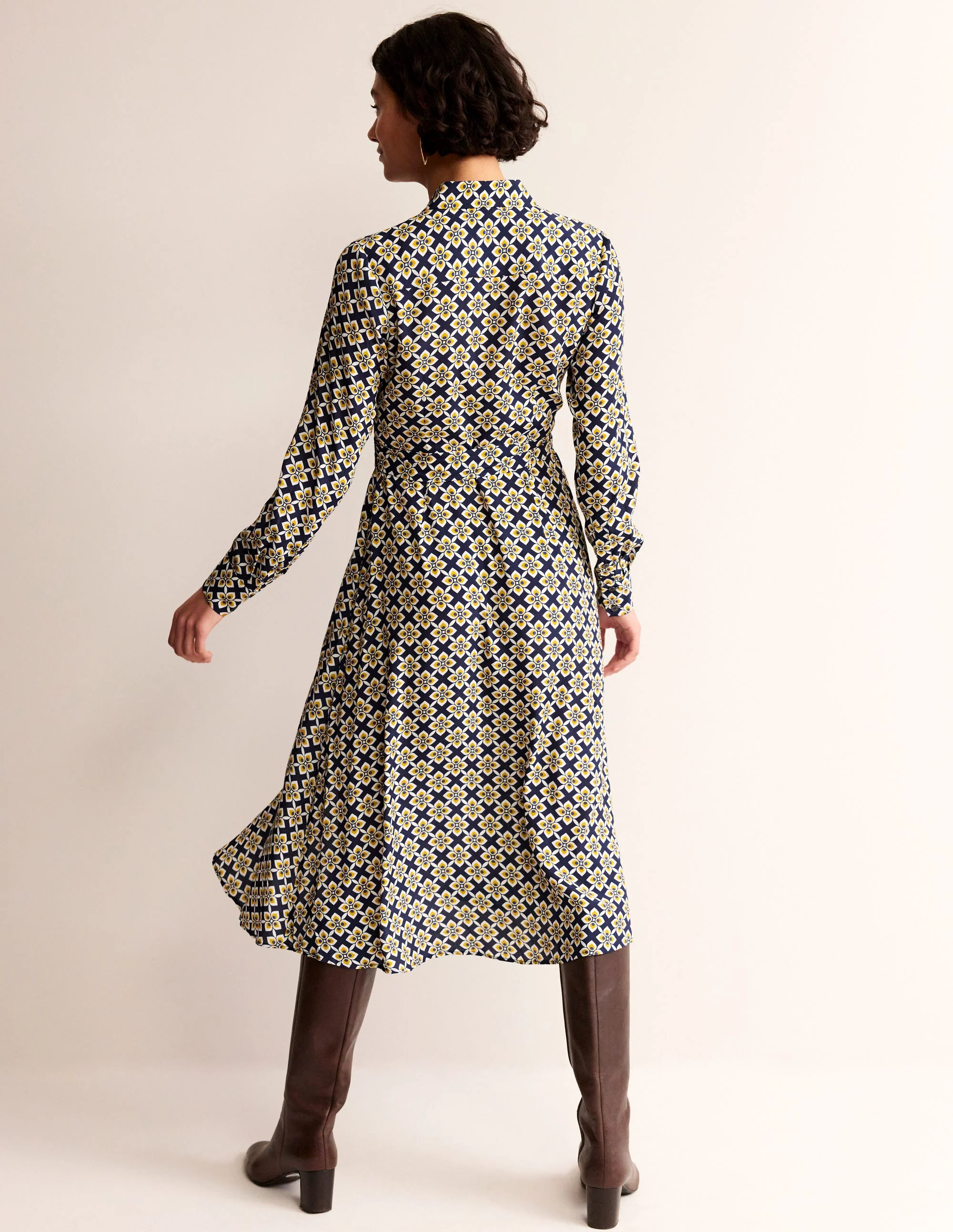 Kate Midi-Hemdblusenkleid-Antik Moos, Diamant Floral - Image 3