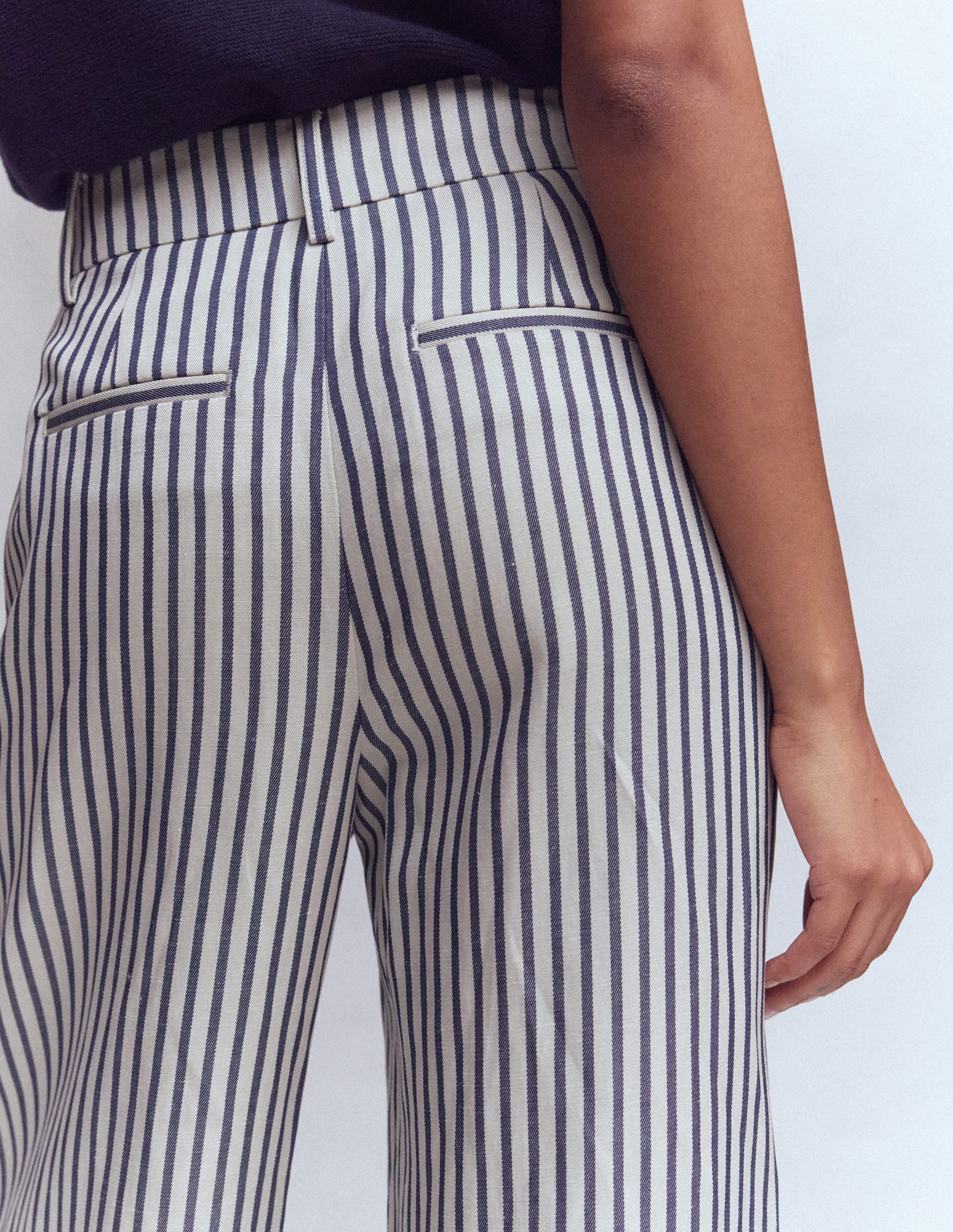 Kensington Hose mit weitem Bein-Blau und Naturweiß Gestreift - Image 2