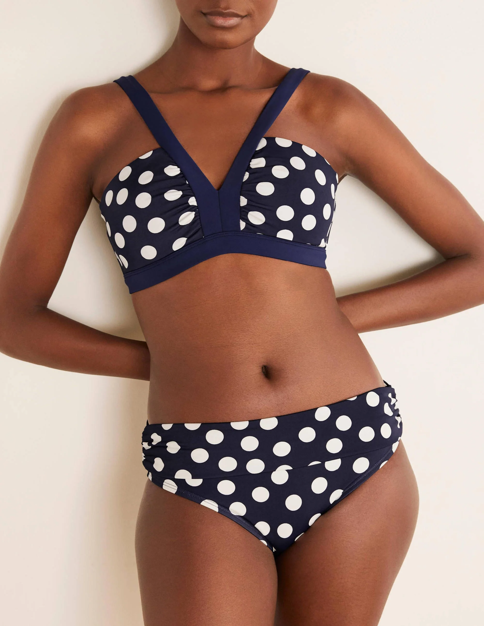 Klassische Bikinihose mit umgeschlagenem Bund-Französisch Blau, Verstreute Tupfen - Image 2