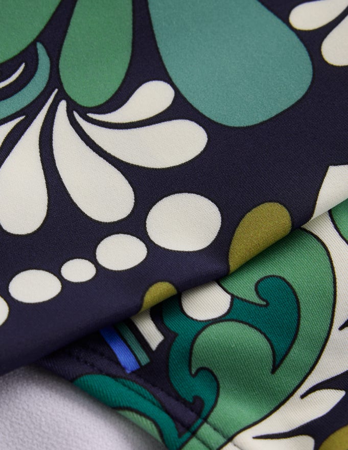 Klassische Bikinihose mit umgeschlagenem Bund-Französisches Marineblau, Blütengobelin - Image 7