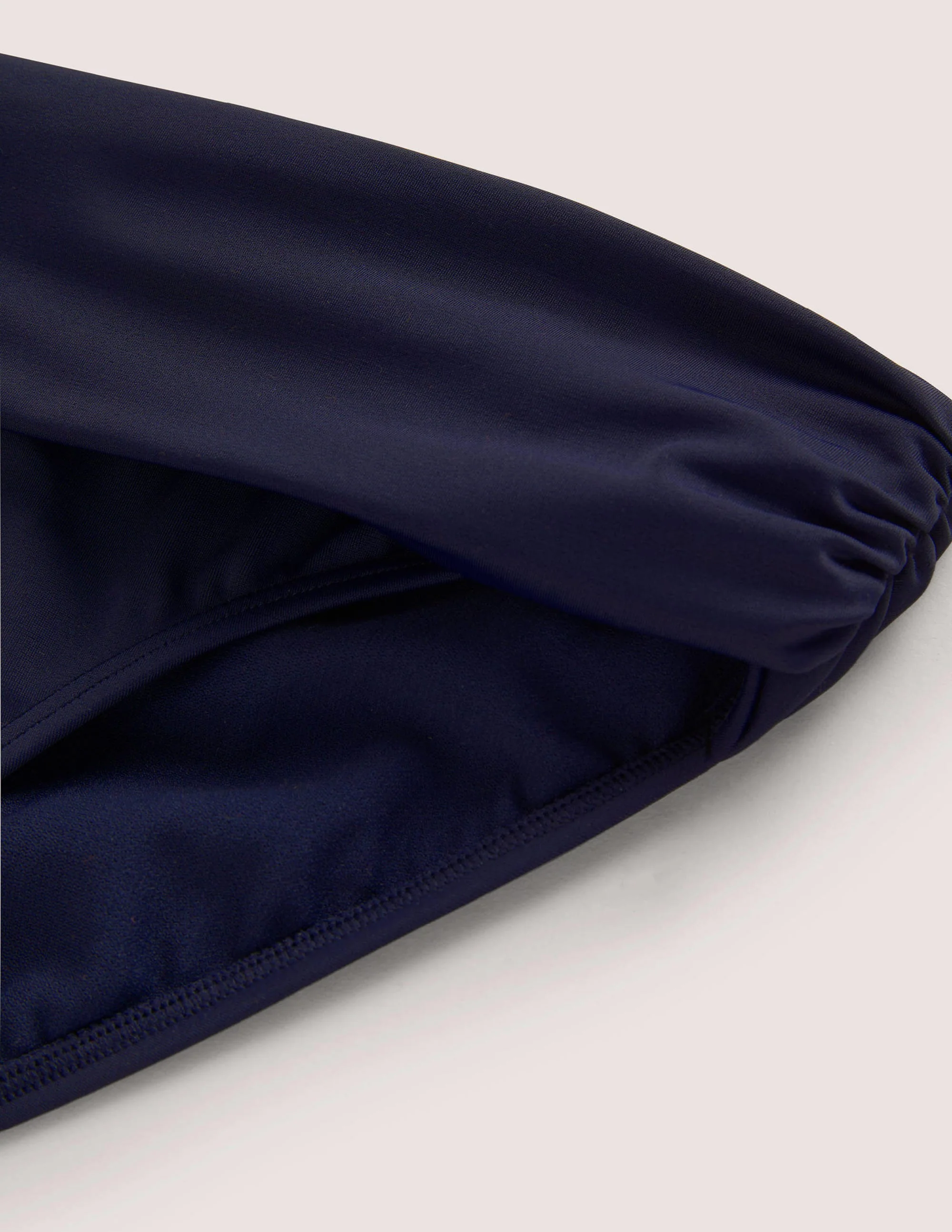 Klassische Bikinihose mit umgeschlagenem Bund-Französisches Marineblau - Image 5