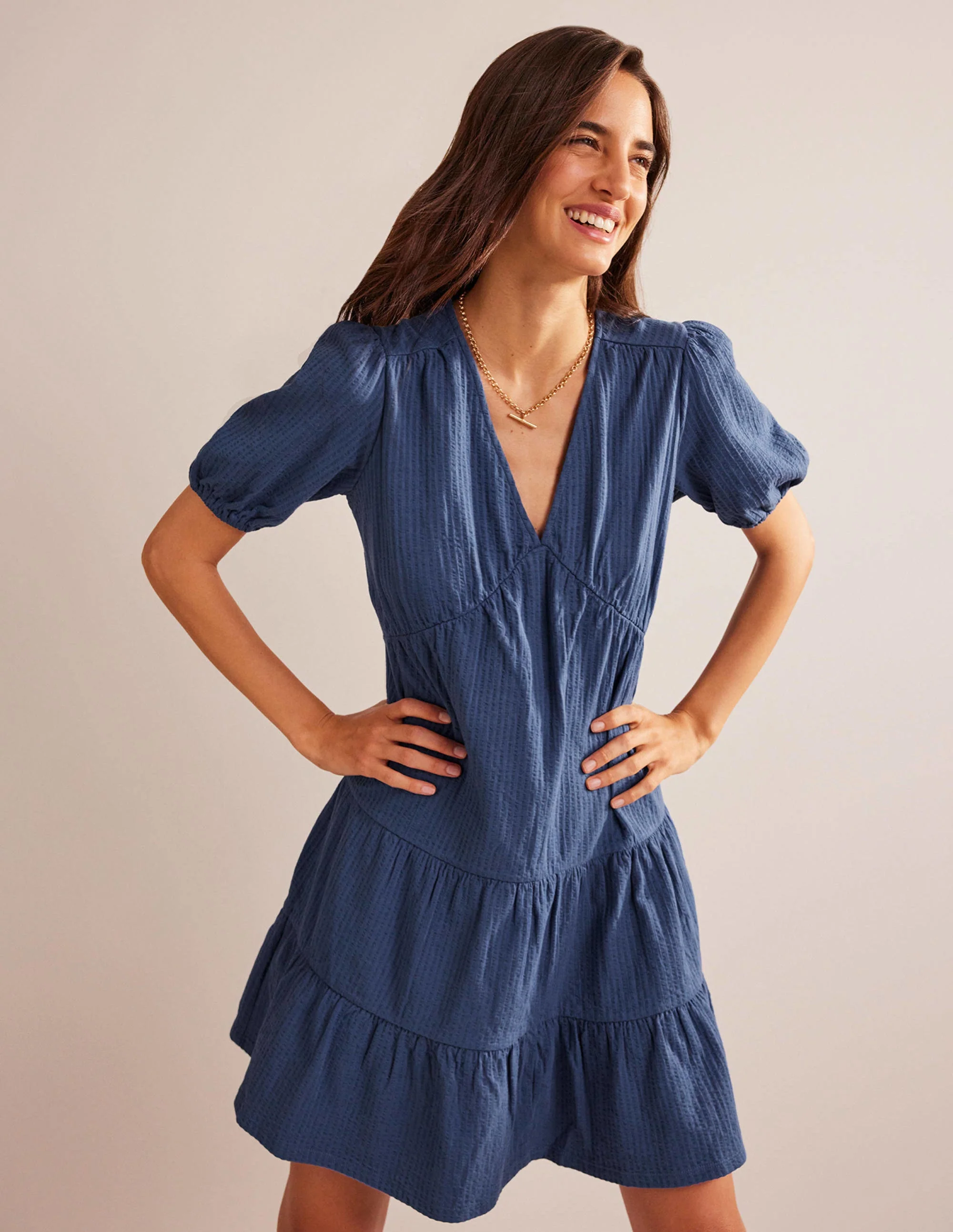 Kleid aus Jersey-Seersucker-Klassisches Navy