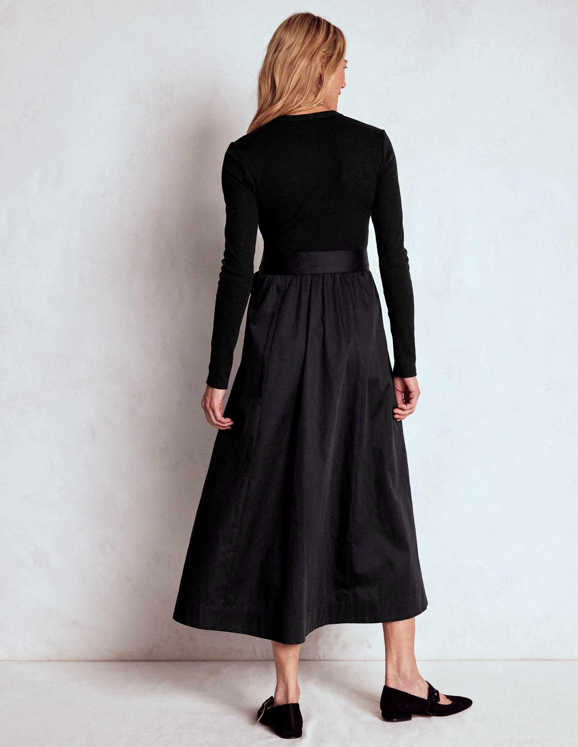 Kleid aus Rippstrick-Mix mit Knopfleiste-Schwarz - Image 3