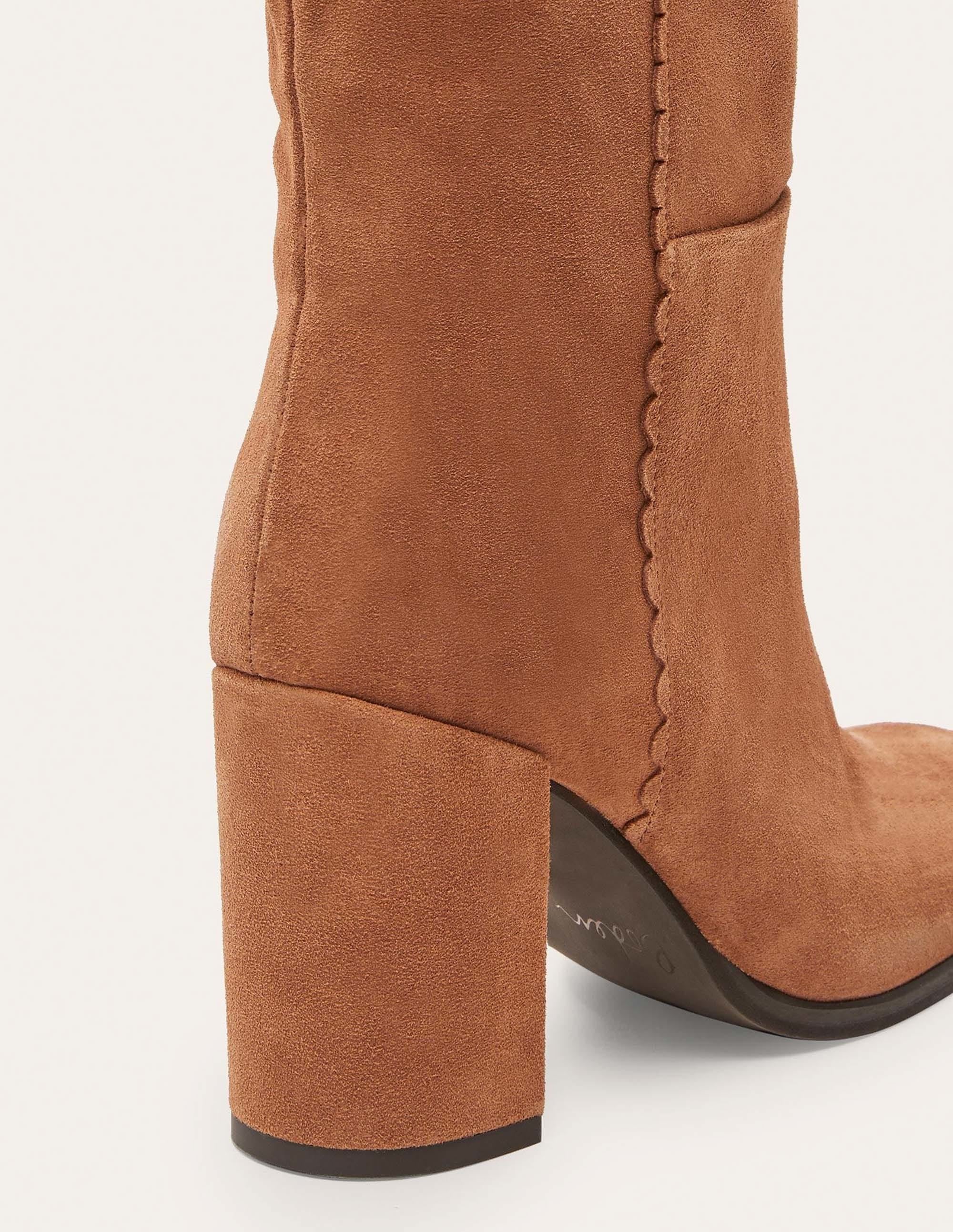 Kniehohe Stiefel mit Muscheldetail-Hellbraun - Image 3