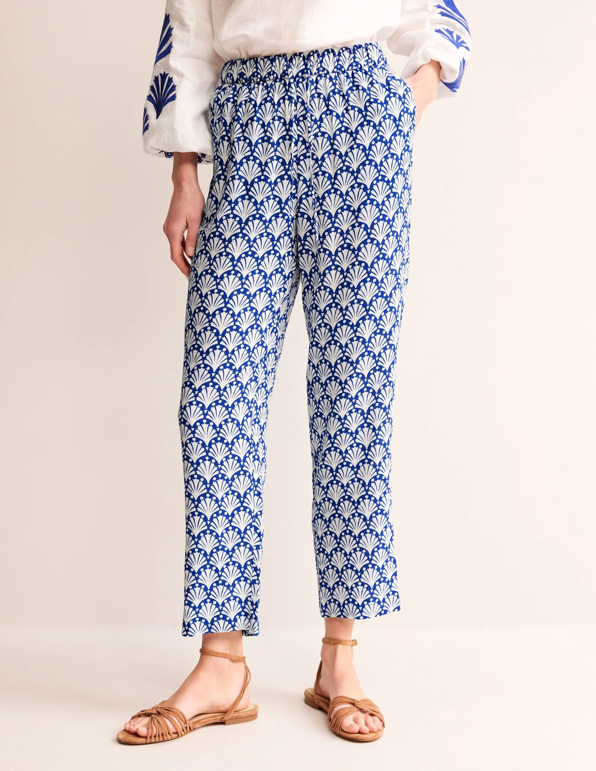 Knitterhose mit spitz zulaufendem Bein-Surf The Web und Naturweiß, Muscheln - Image 4