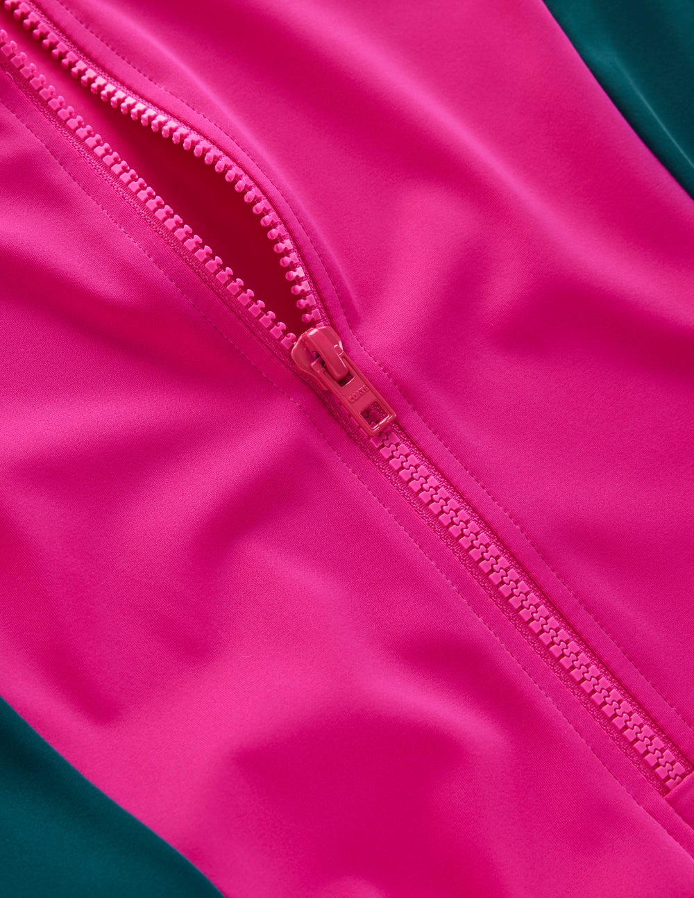 Kurzärmliges Badeshirt-Rosa, Blockfarben - Image 6