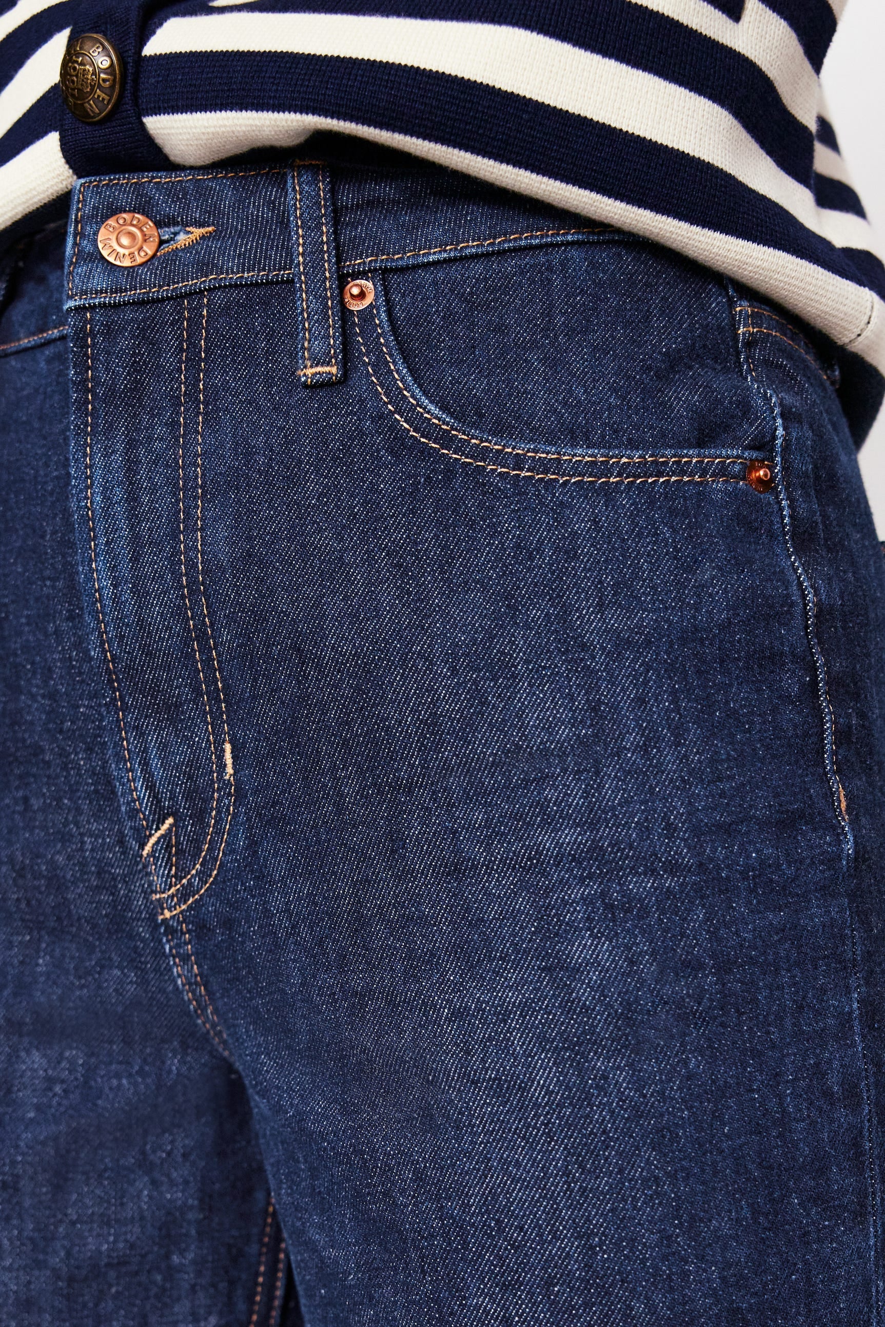 Kurze Jeans mit hohem Bund und geradem Beinschnitt-Indigo - Image 6