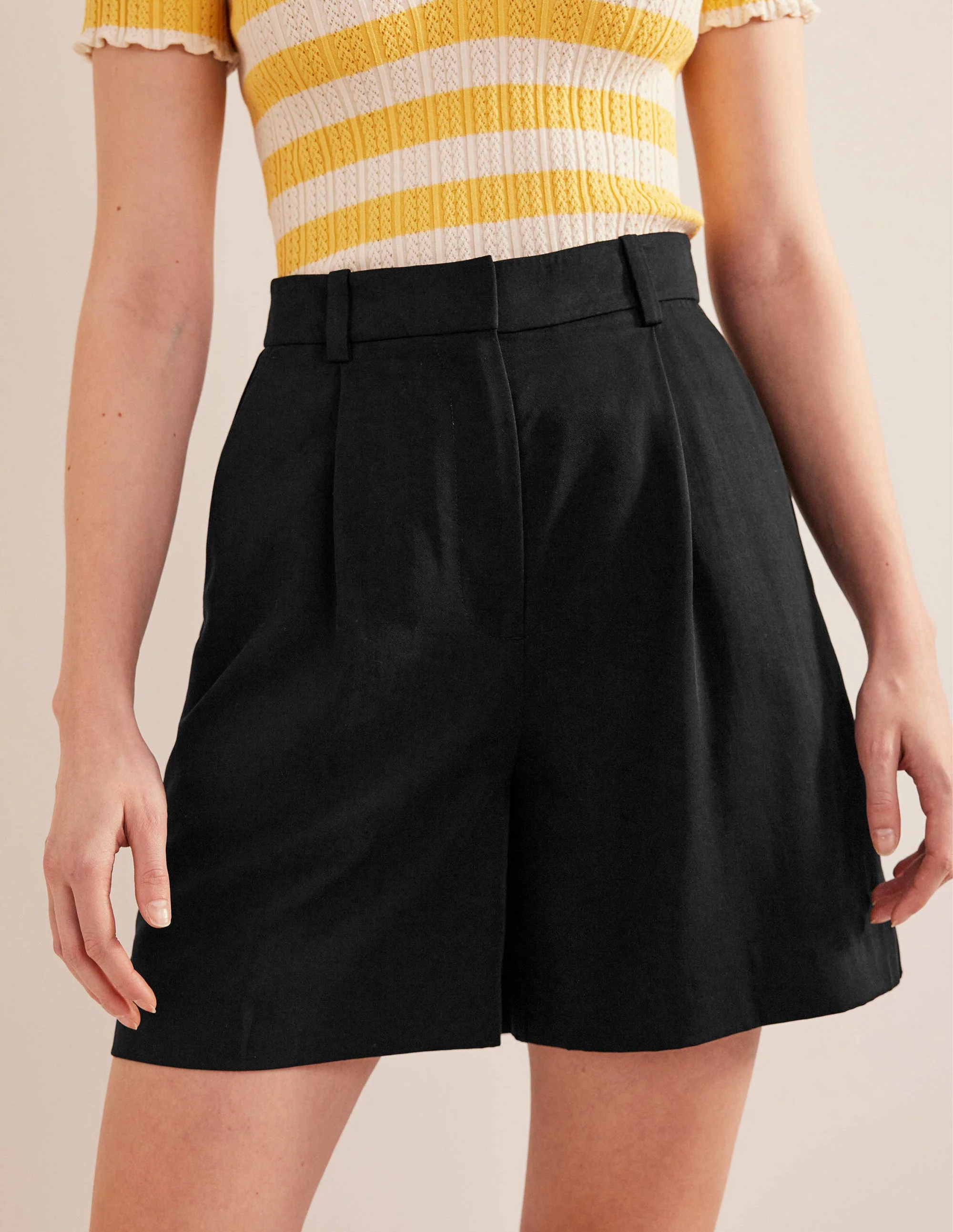 Lässige Tencel-Shorts-Schwarz - Image 4