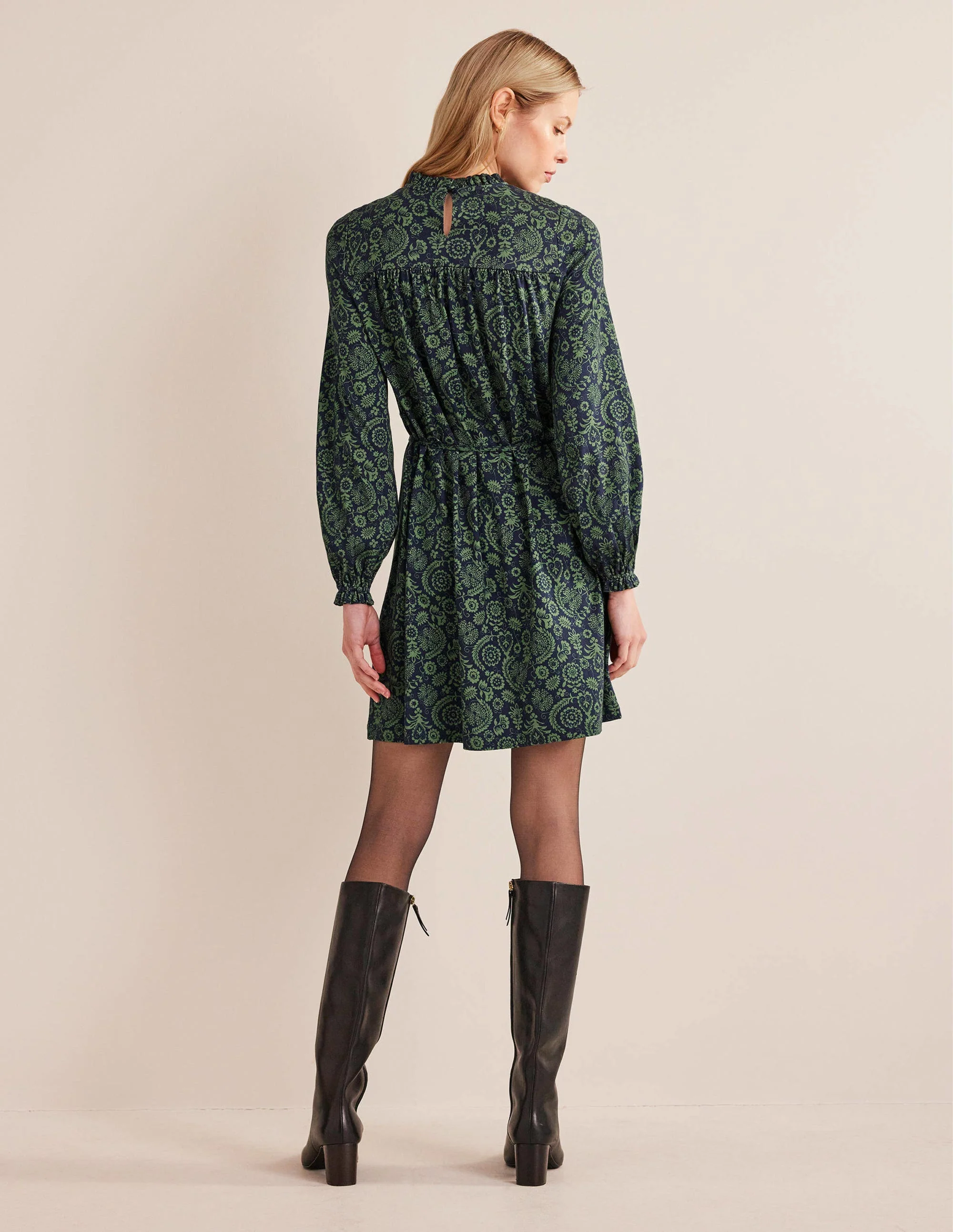 Lässiges Minikleid aus Jersey mit Passe-Bohnengrün, Tropencharme - Image 3