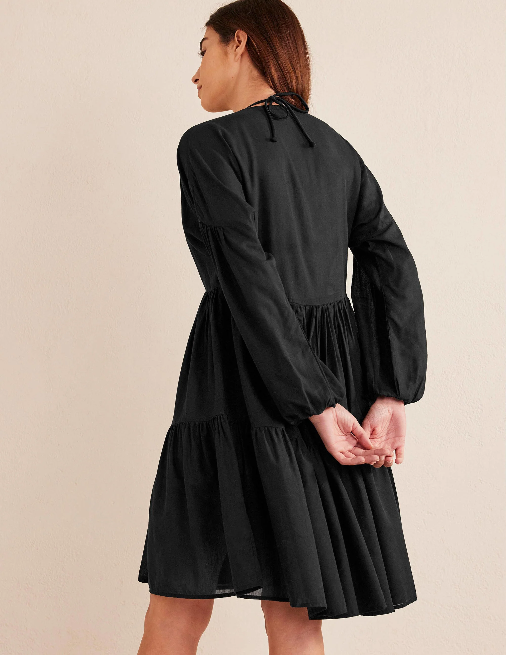 Lässiges Strandkleid mit Stufen-Schwarz - Image 3