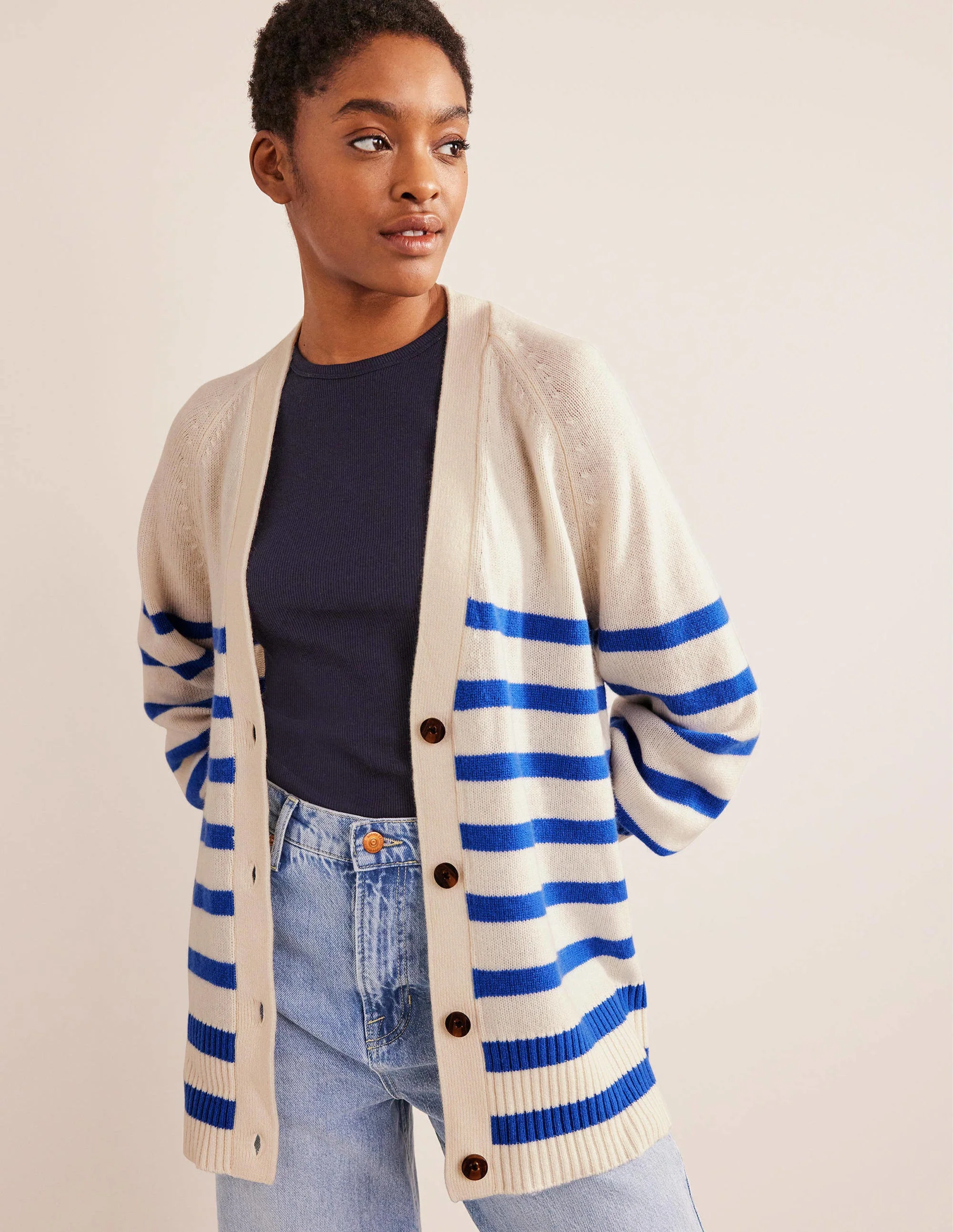 Langer Kaschmircardigan-Ivory, Bright Blue Stripe - Image 2