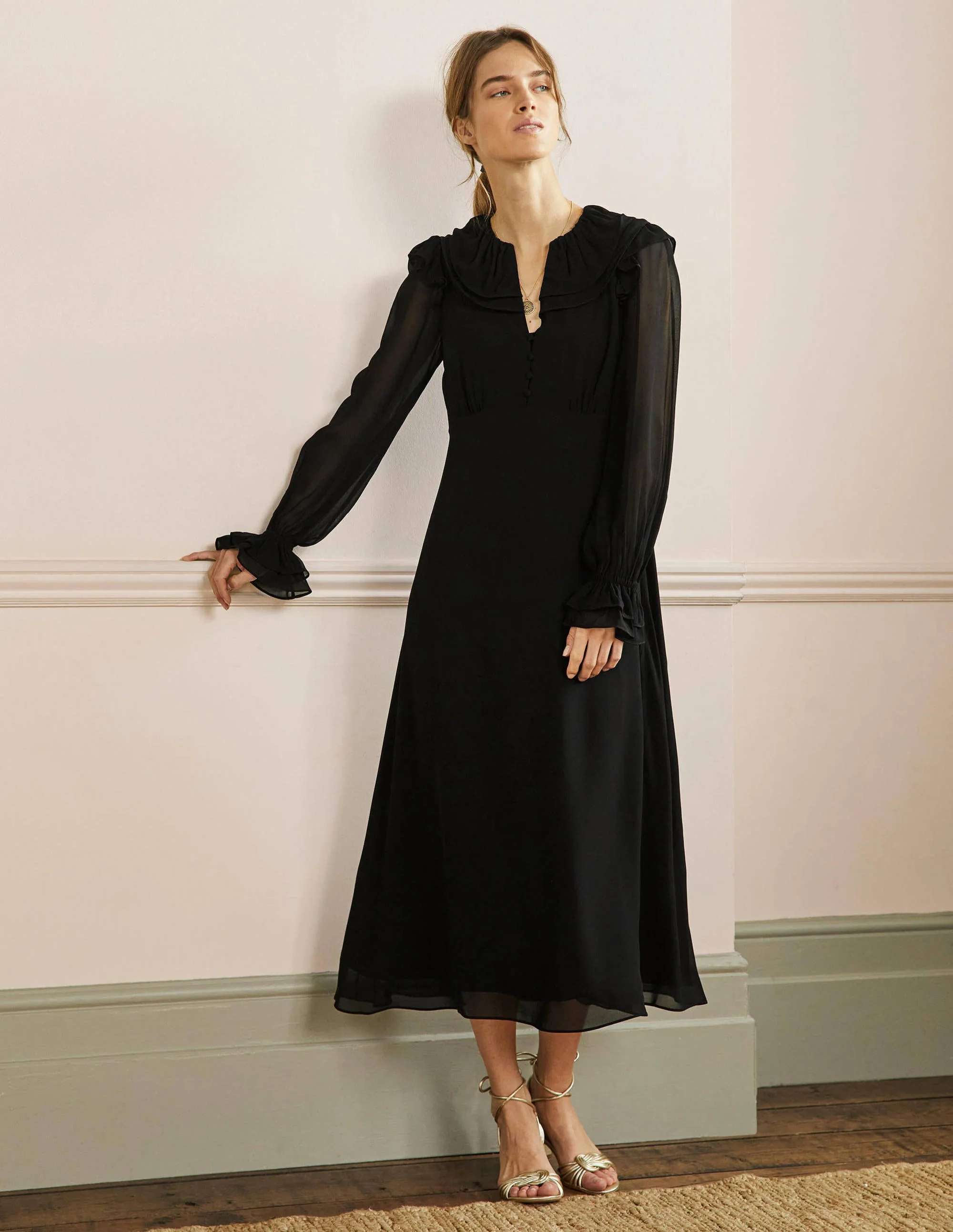 Lara Midikleid mit Rüschen-Schwarz