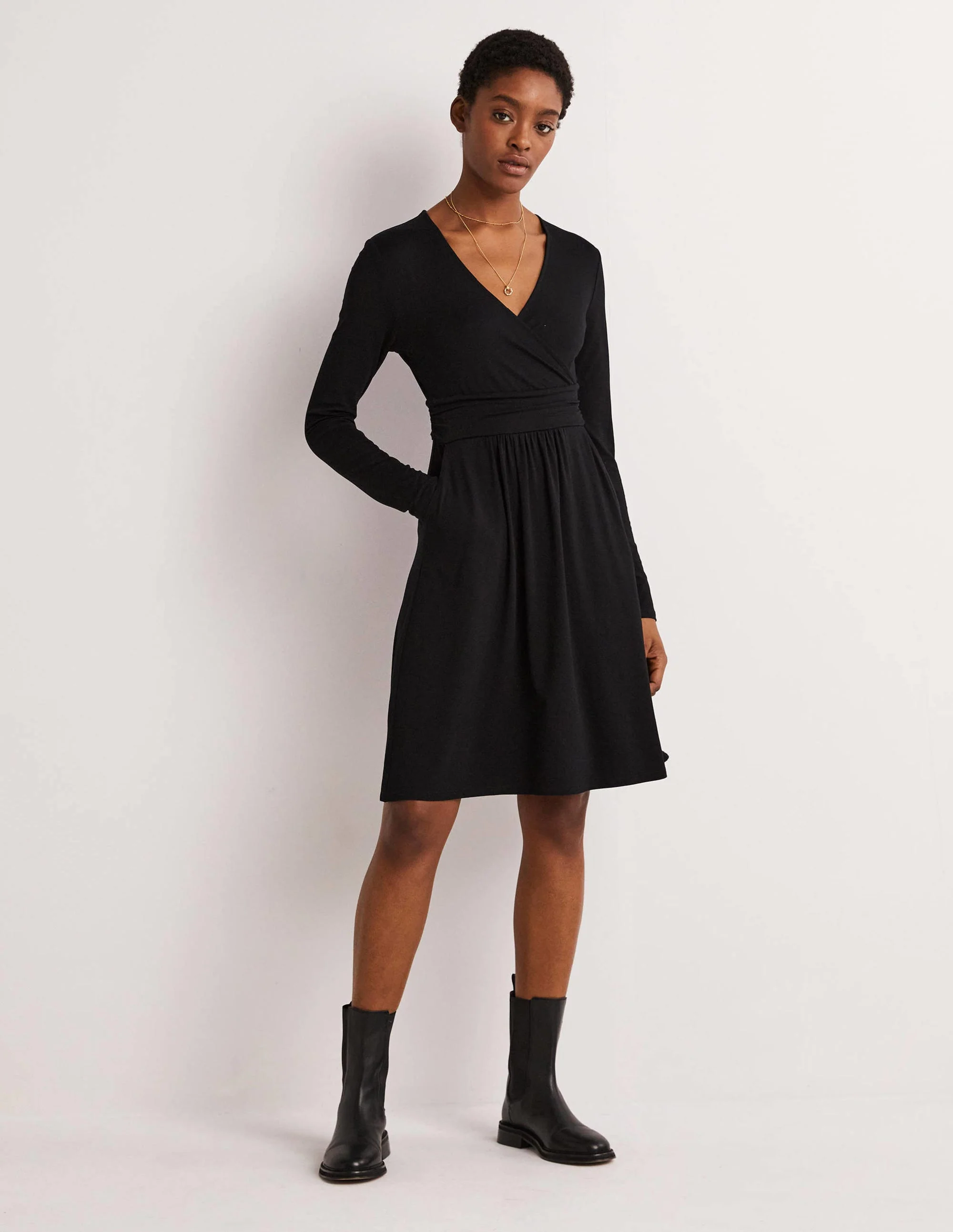 Layla Jerseykleid-Schwarz - Image 5