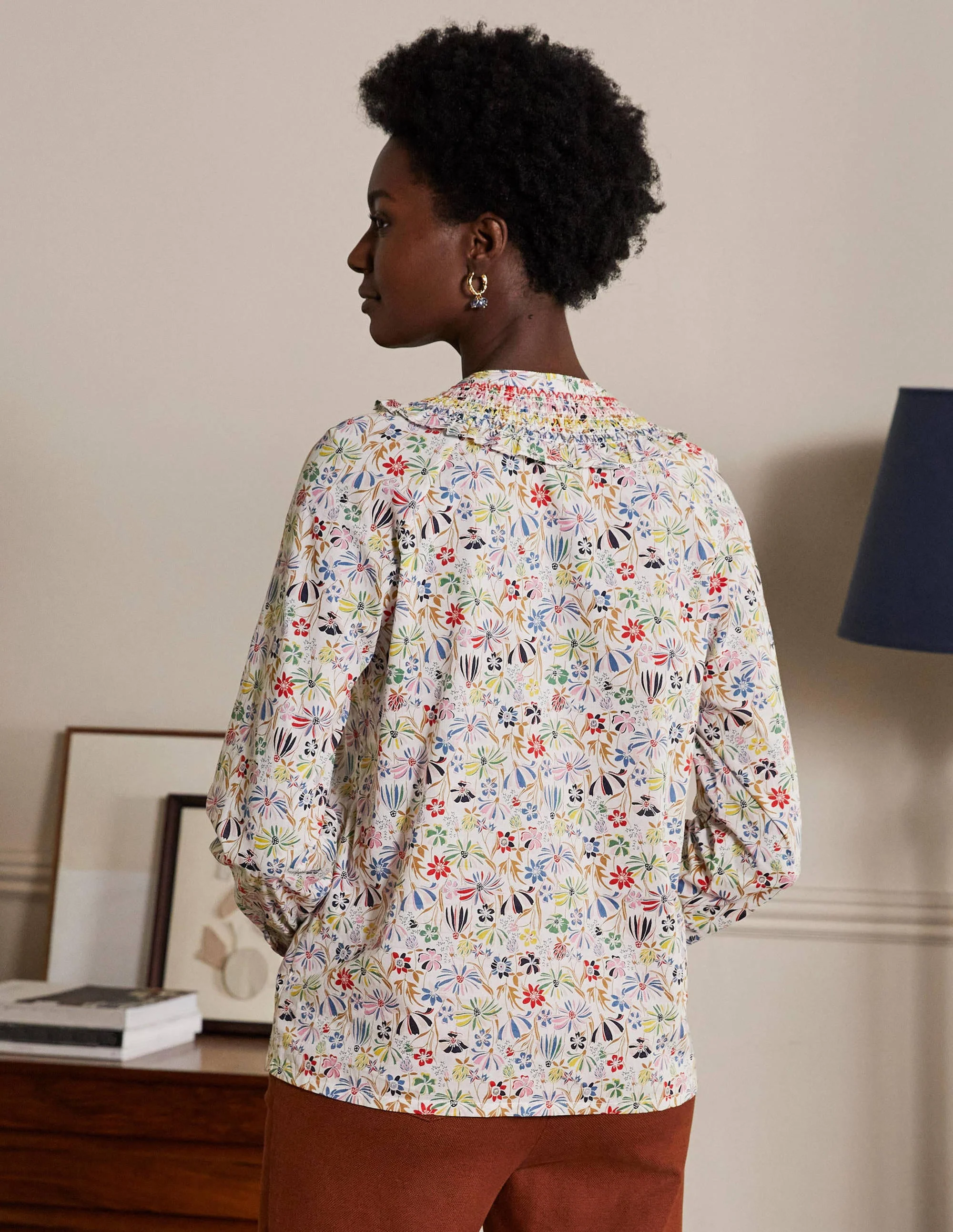 Leandra Smok-Baumwollbluse-Naturweiß, Wilder Löwenzahn - Image 2