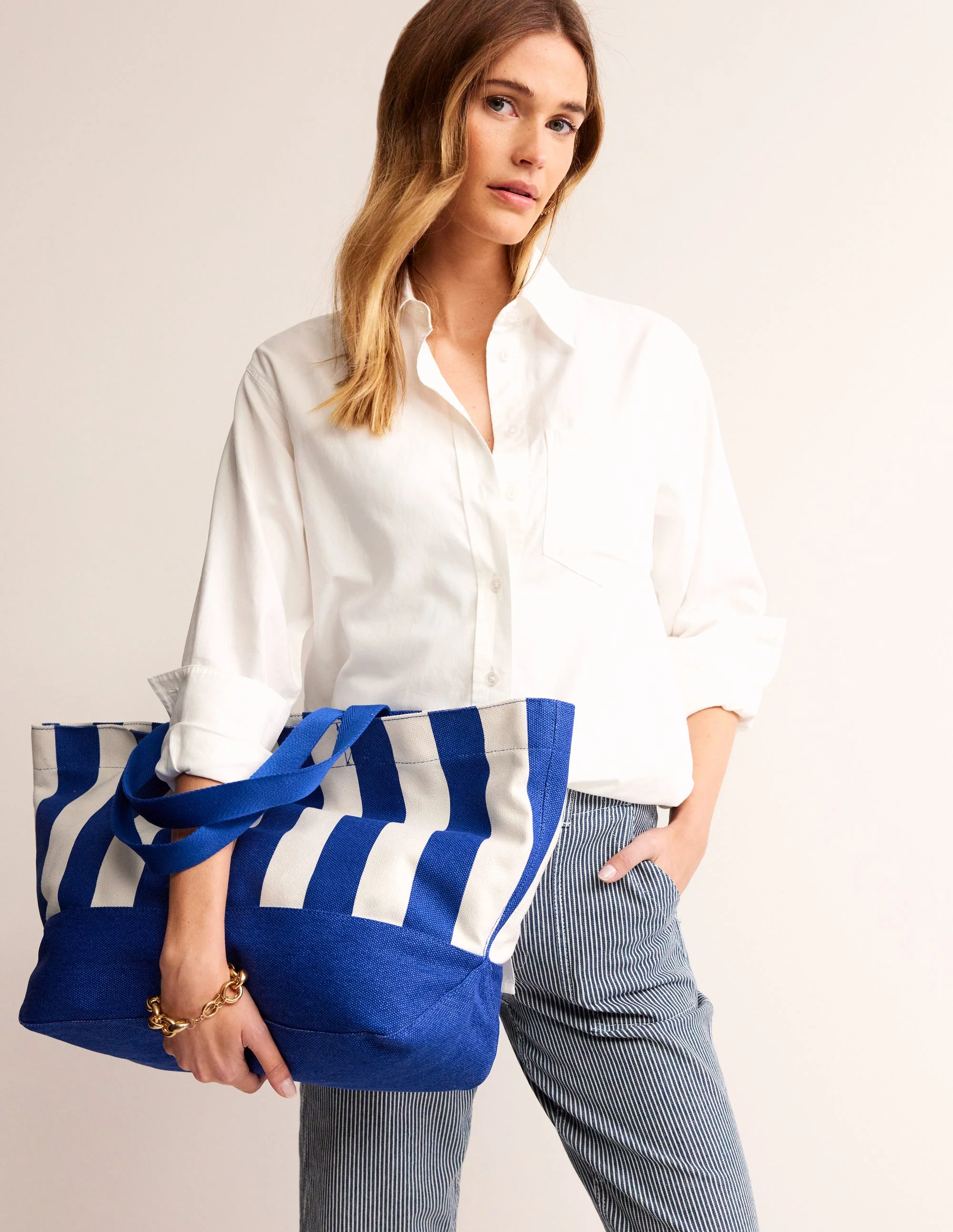 Legere Tragetasche aus Canvas-Blau Streifen