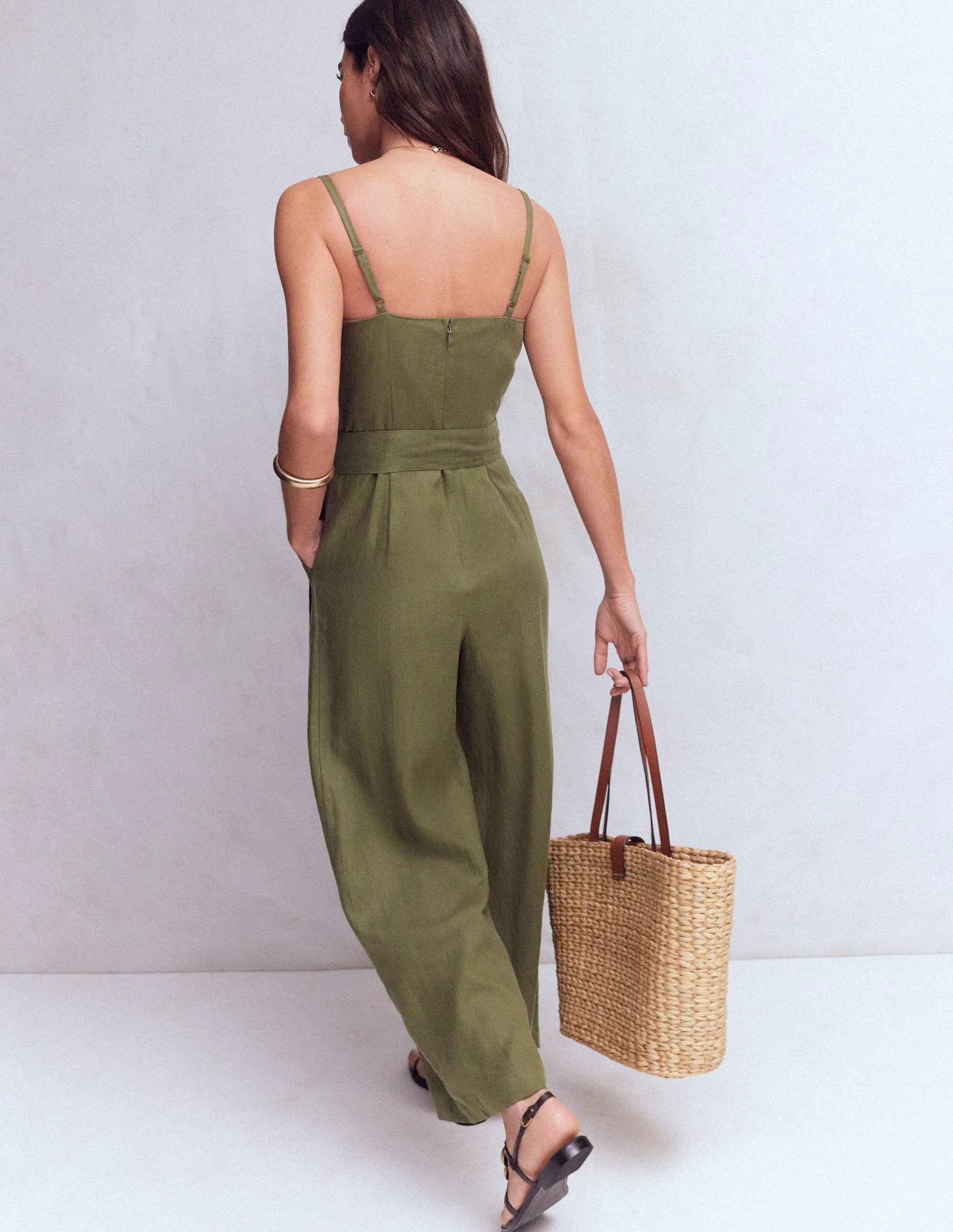 Leinen-Jumpsuit mit schmalen Trägern-Winter Moos - Image 4