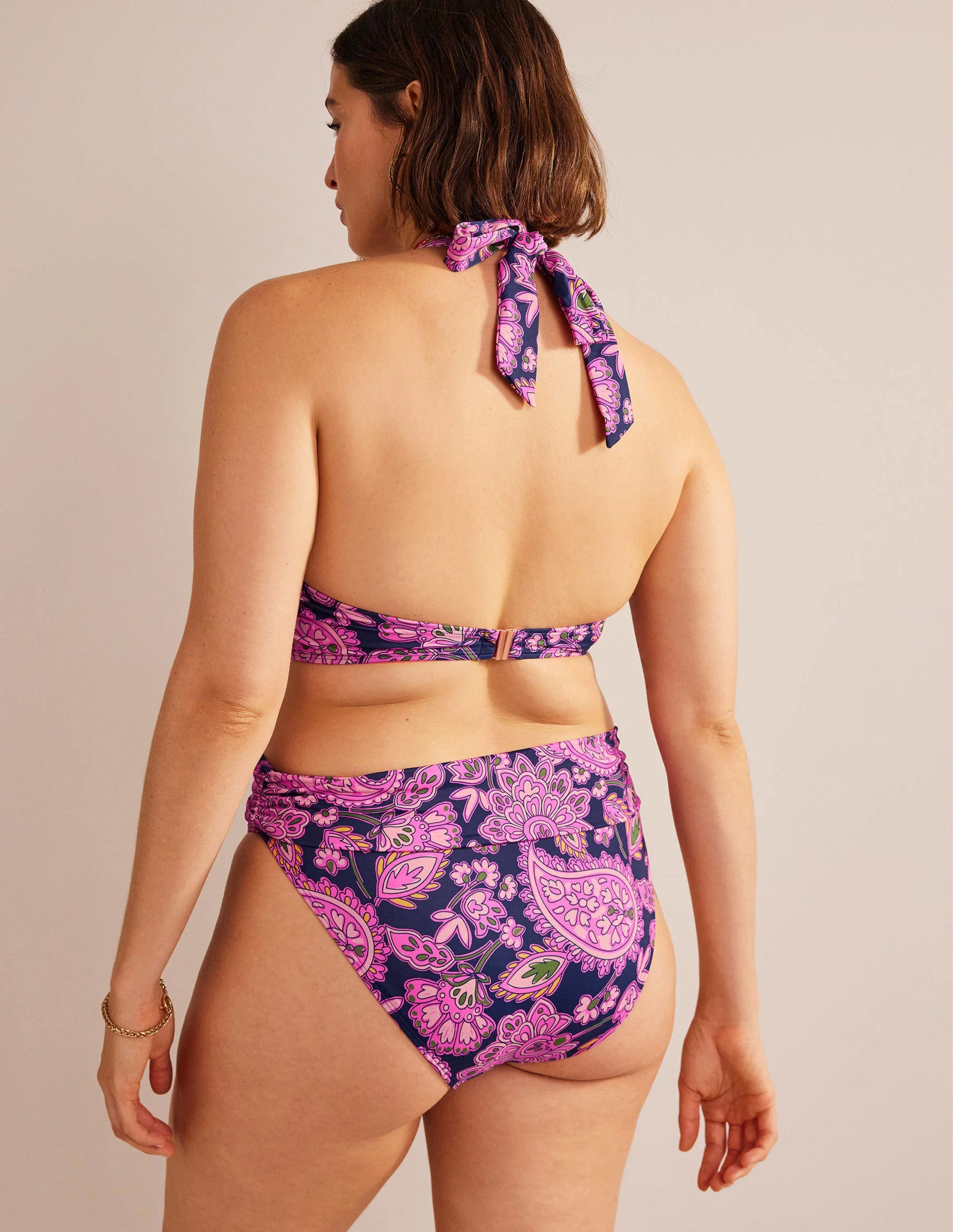 Levanzo Neckholder-Bikinioberteil-Marineblau, Paisleymuster - Image 6