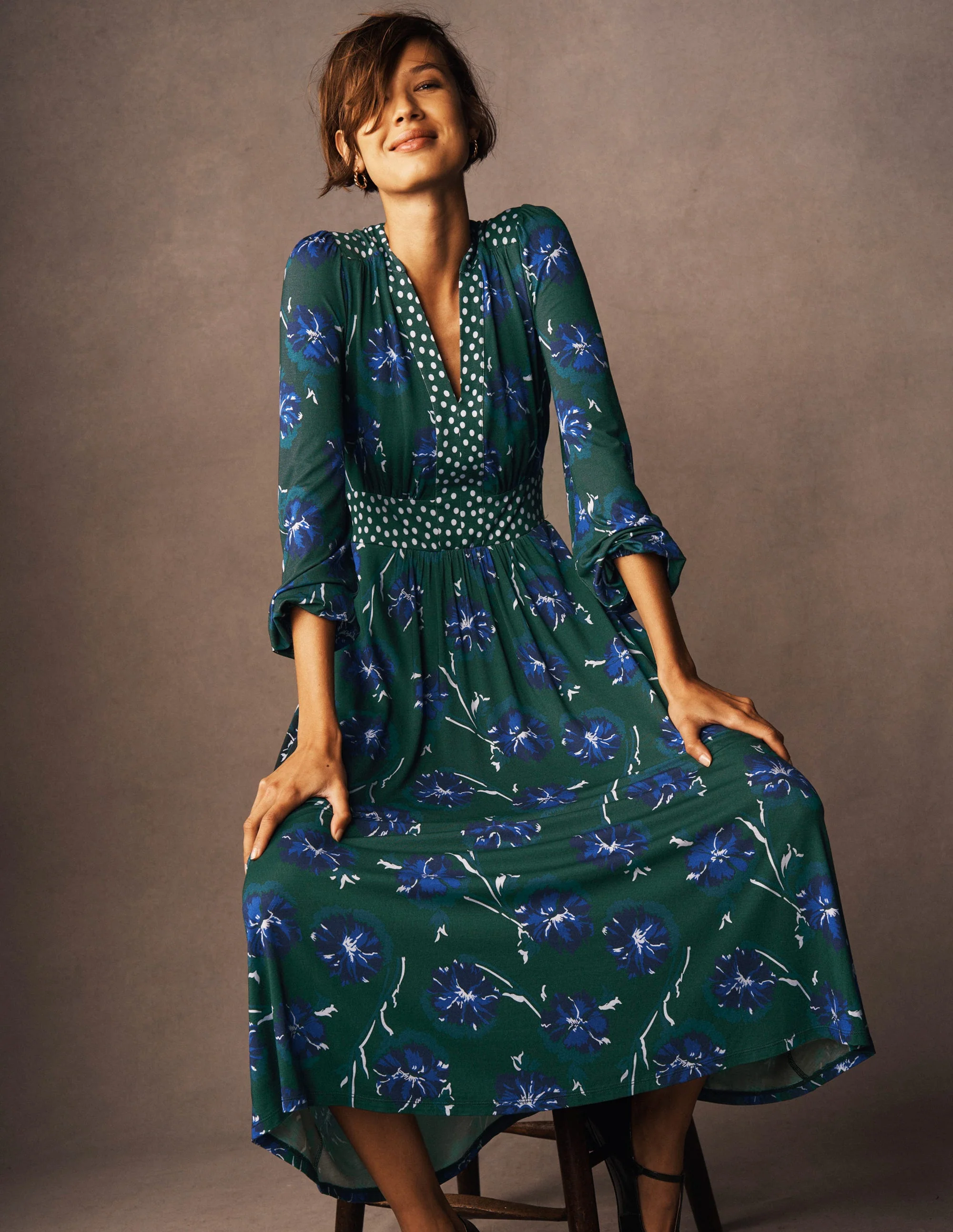 Lily Midikleid mit langen Ärmeln-Smaragdgrün, Zarte Nelke - Image 5