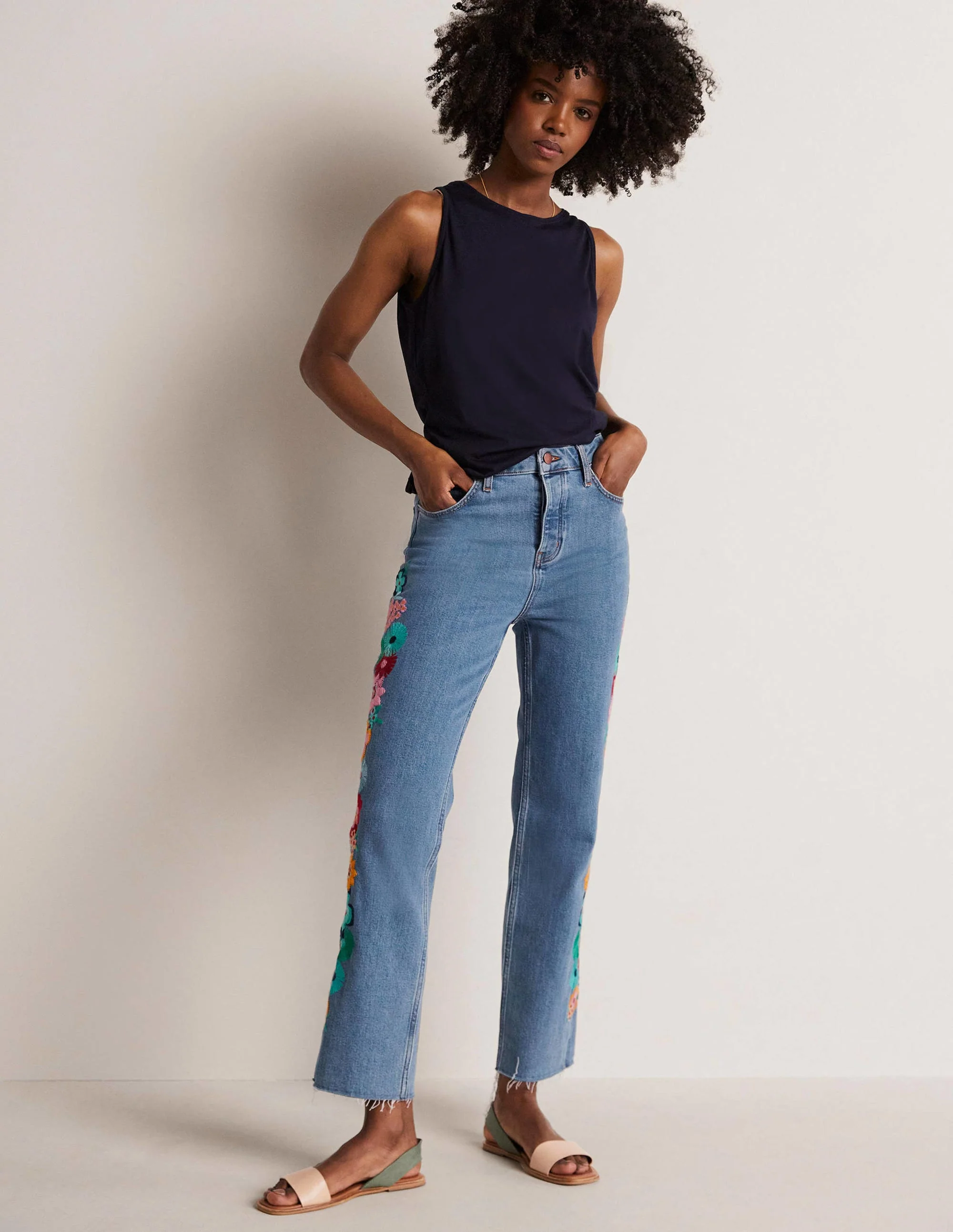 Lockere Jeans mit geradem Bein-Bunt, Blumenstickerei - Image 6