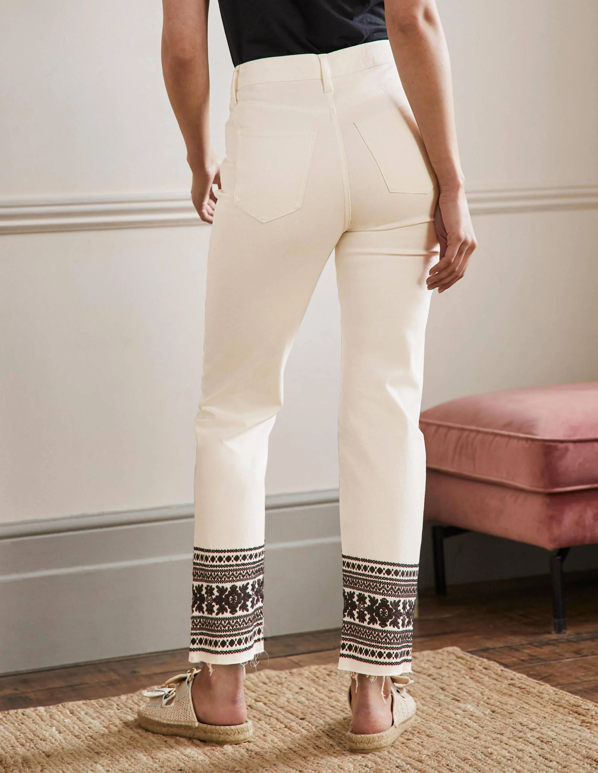 Lockere Jeans mit geradem Bein-Ecru/Schwarz, Stickerei - Image 3