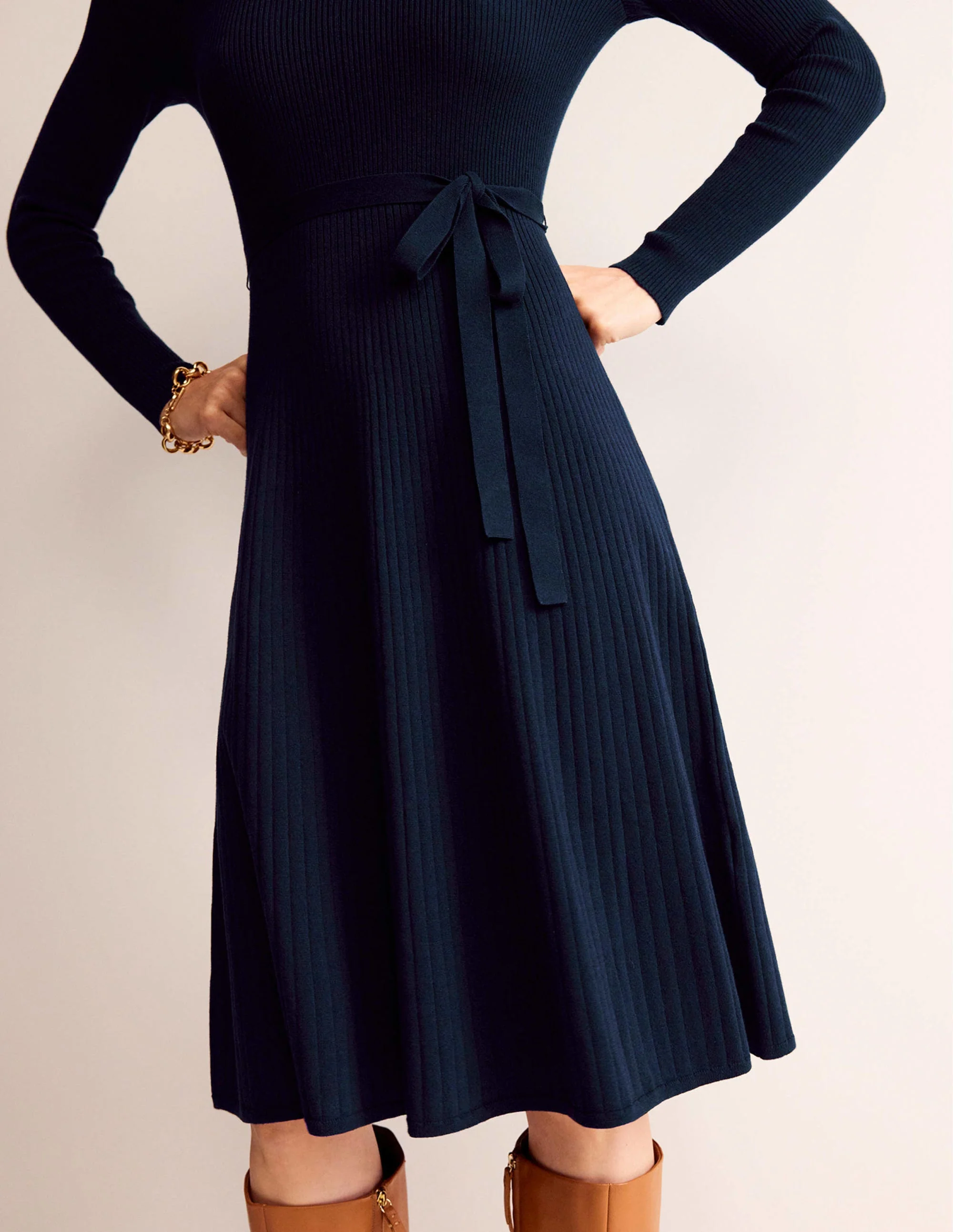 Lola Strick-Midikleid-Marineblau - Image 3