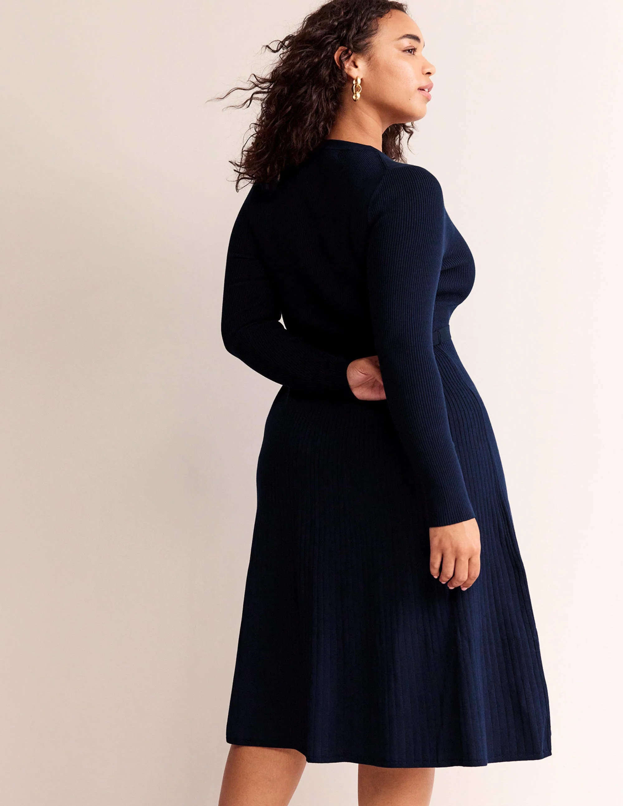 Lola Strick-Midikleid-Marineblau - Image 7