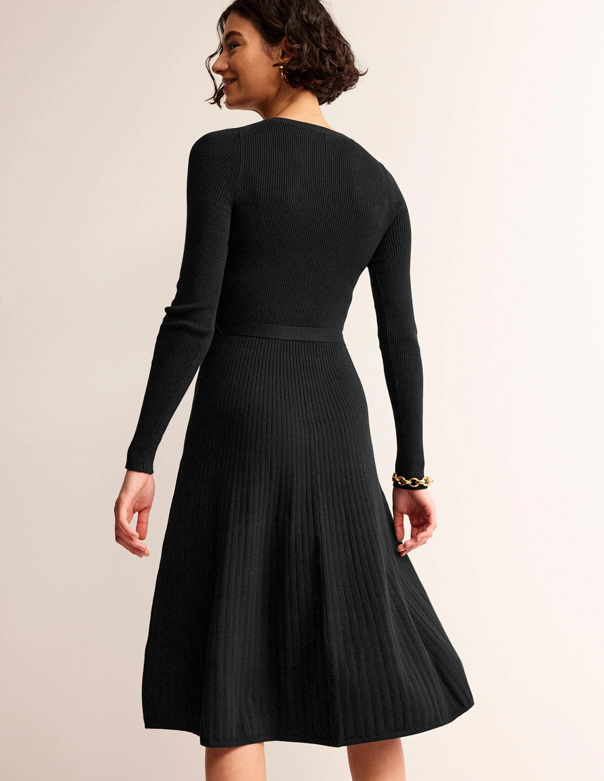 Lola Strick-Midikleid-Schwarz - Image 4