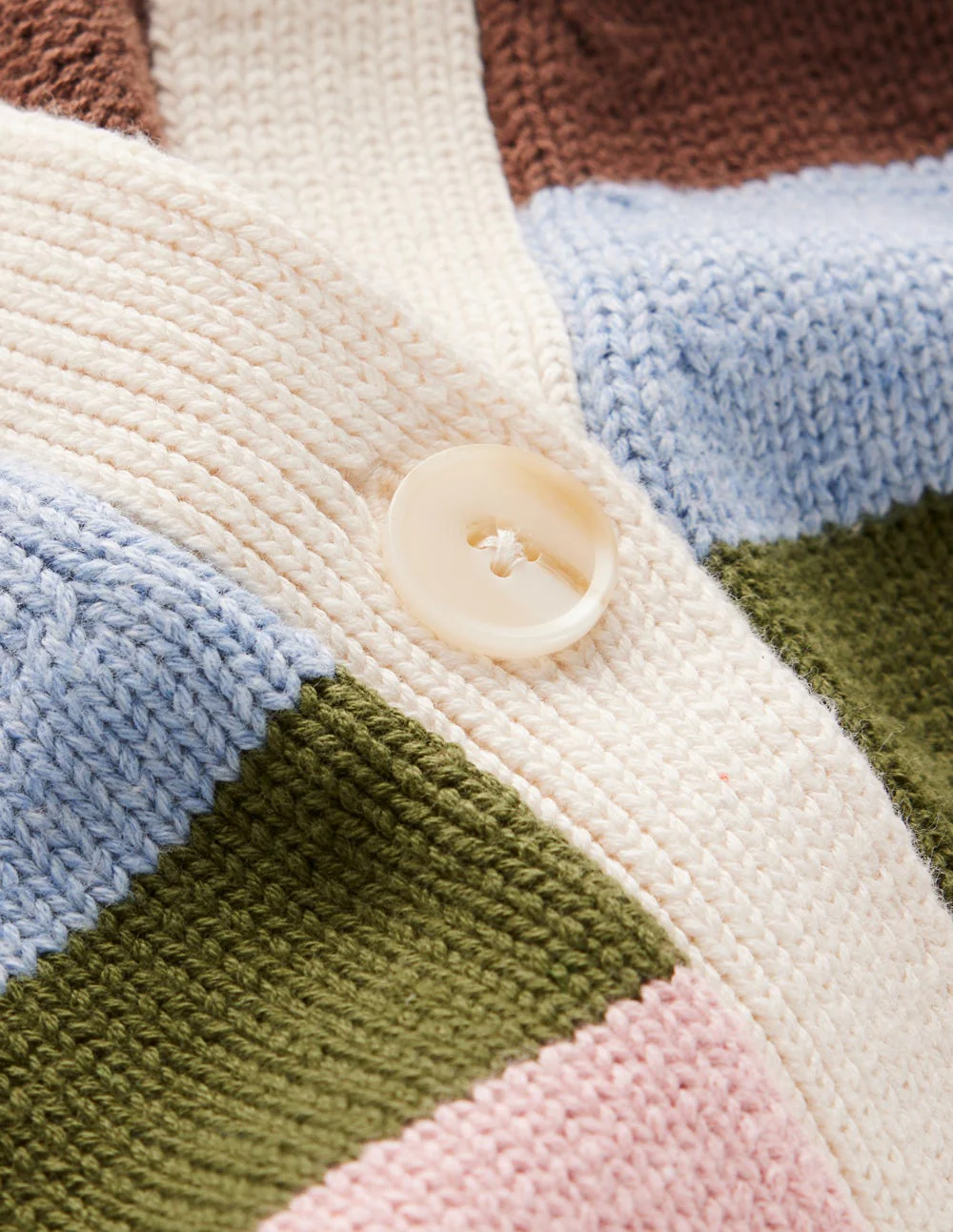 Lucy Lockere Strickjacke aus Baumwolle-Bunt Kuddelmuddel - Image 7
