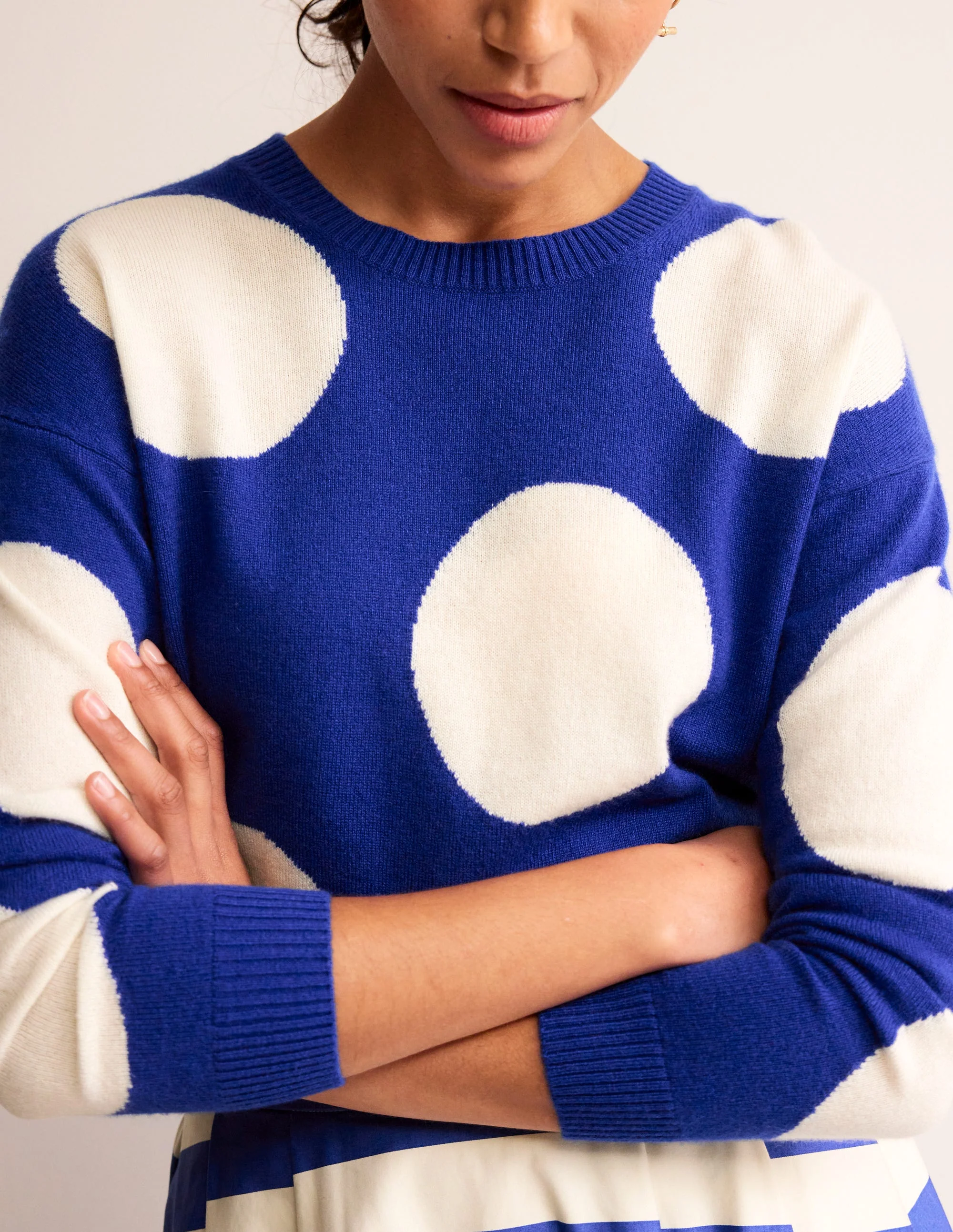 Lydia Kaschmirpullover-Surf The Web Blau, Punkte - Image 2