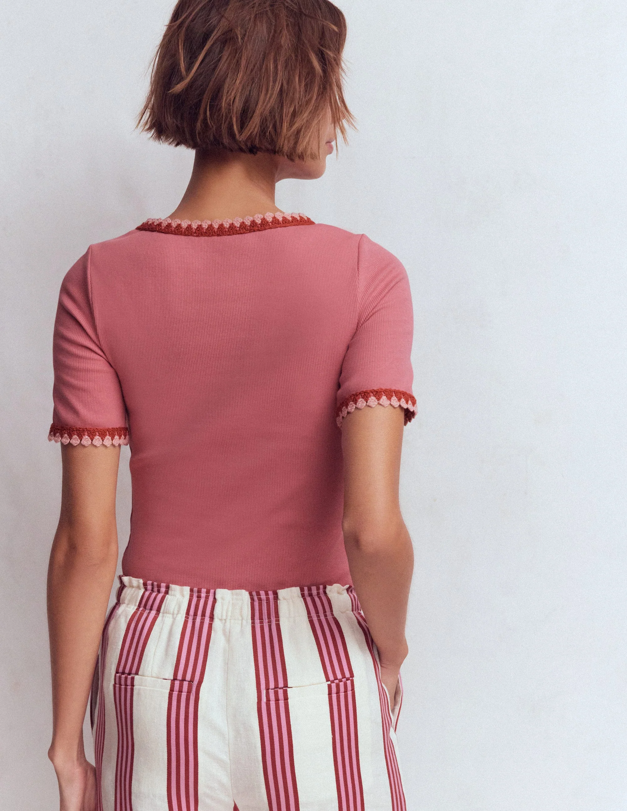 Maddie T-Shirt mit Besatz-Vintagerosa - Image 3