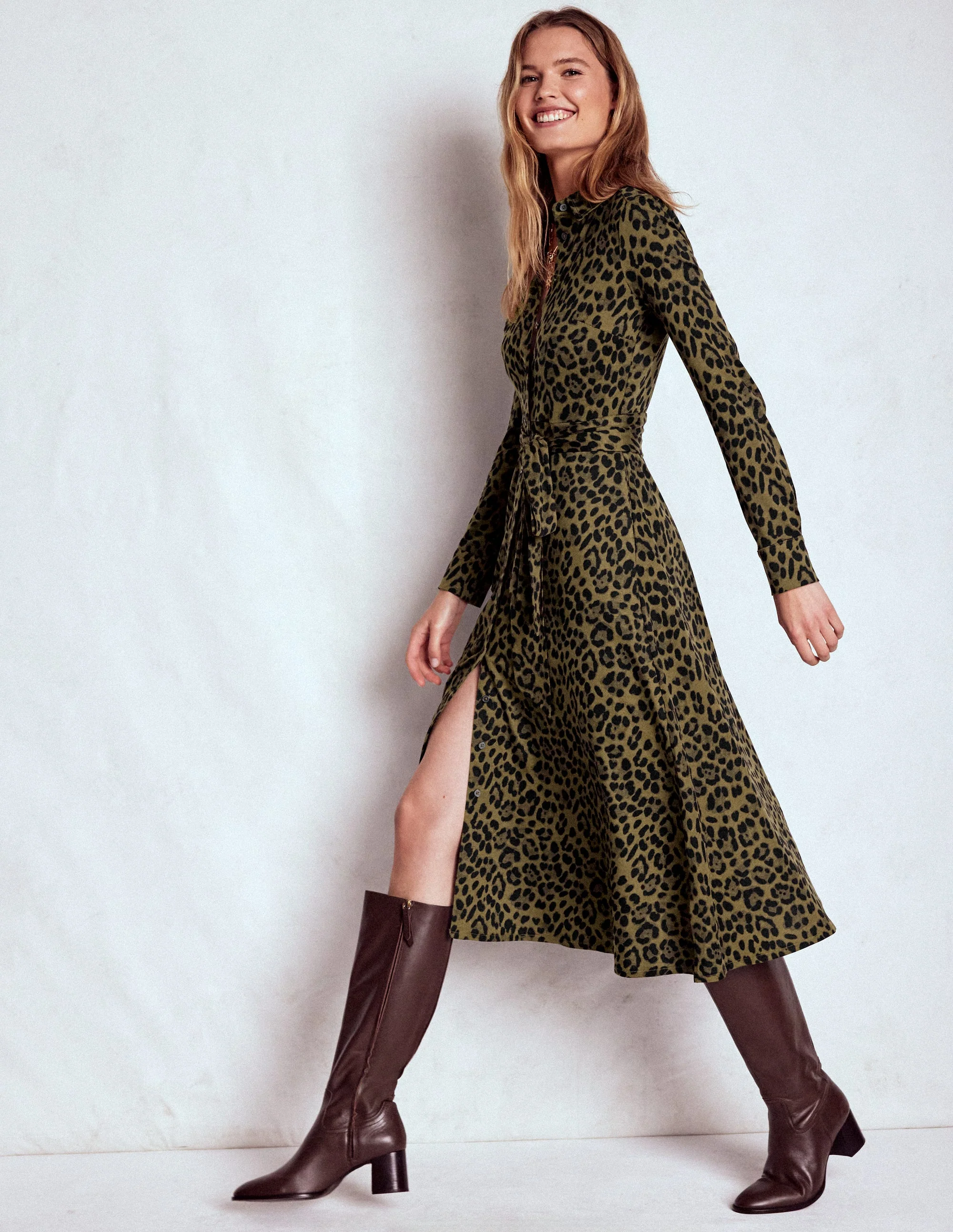 Marcia Jersey-Hemdblusenkleid-Militär-Olivgrün, Gebürstetes Tierfellmuster - Image 5