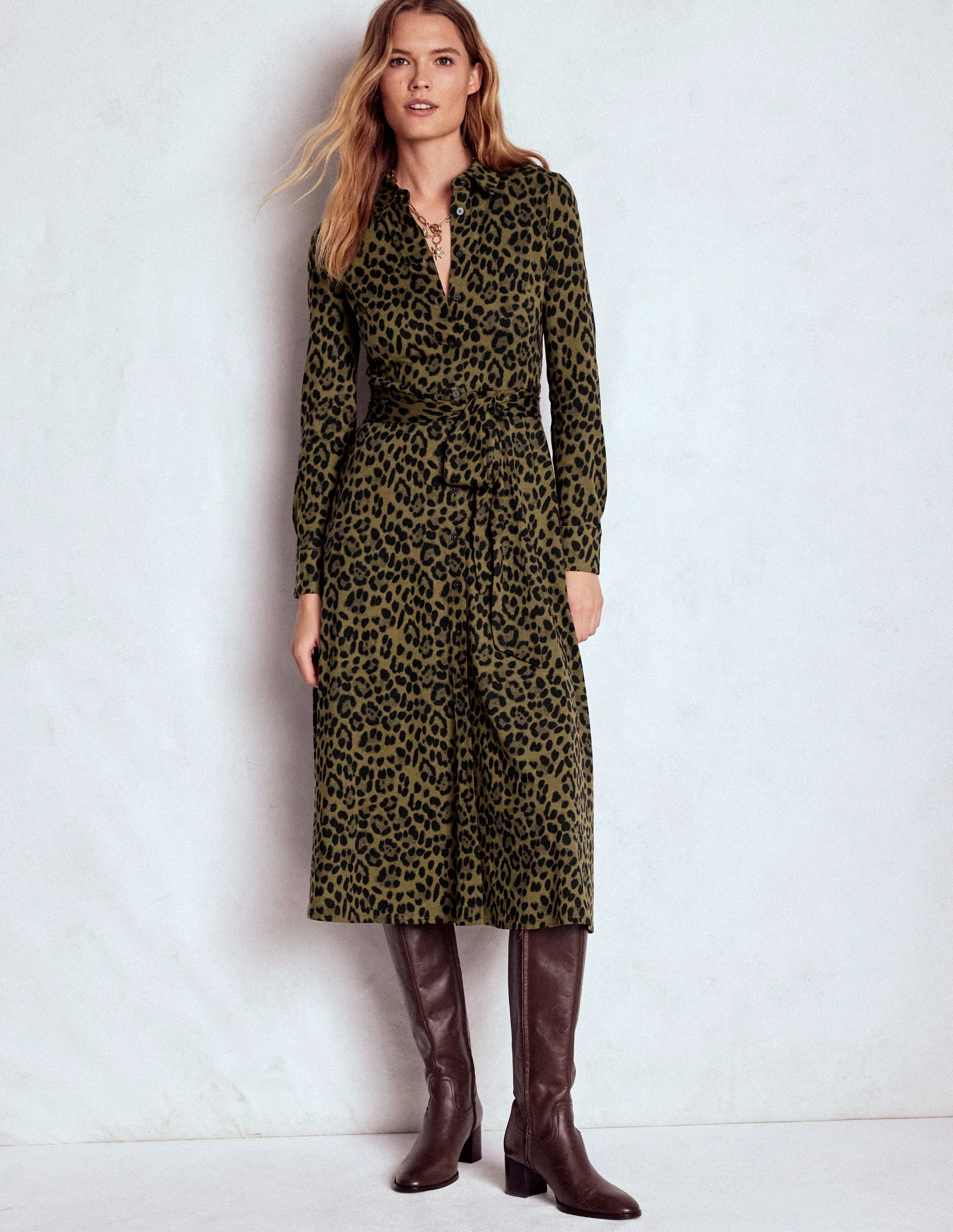 Marcia Jersey-Hemdblusenkleid-Militär-Olivgrün, Gebürstetes Tierfellmuster - Image 6