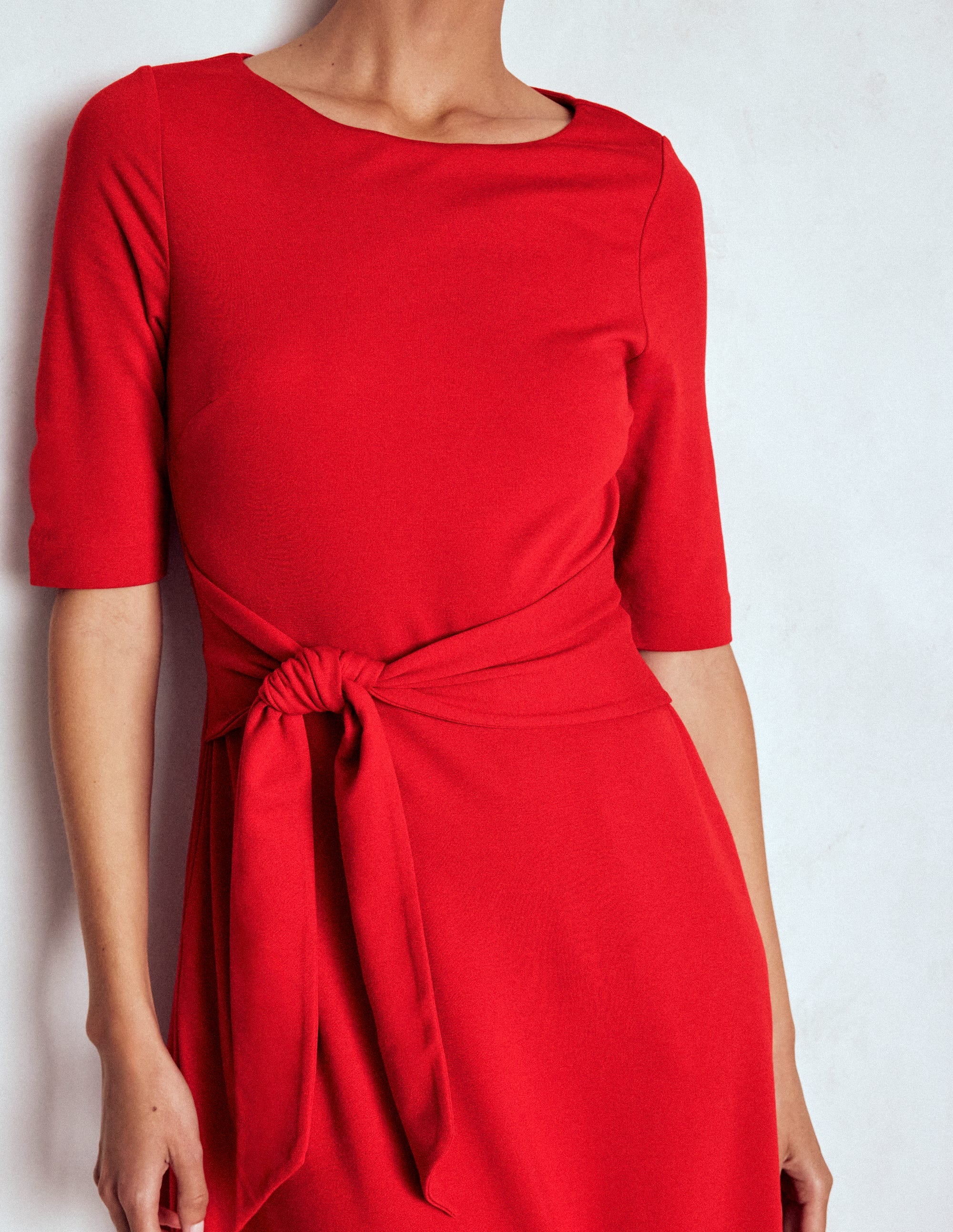 Mathilde Ponte-Kleid mit Bindegürtel-Würzig Rot - Image 3