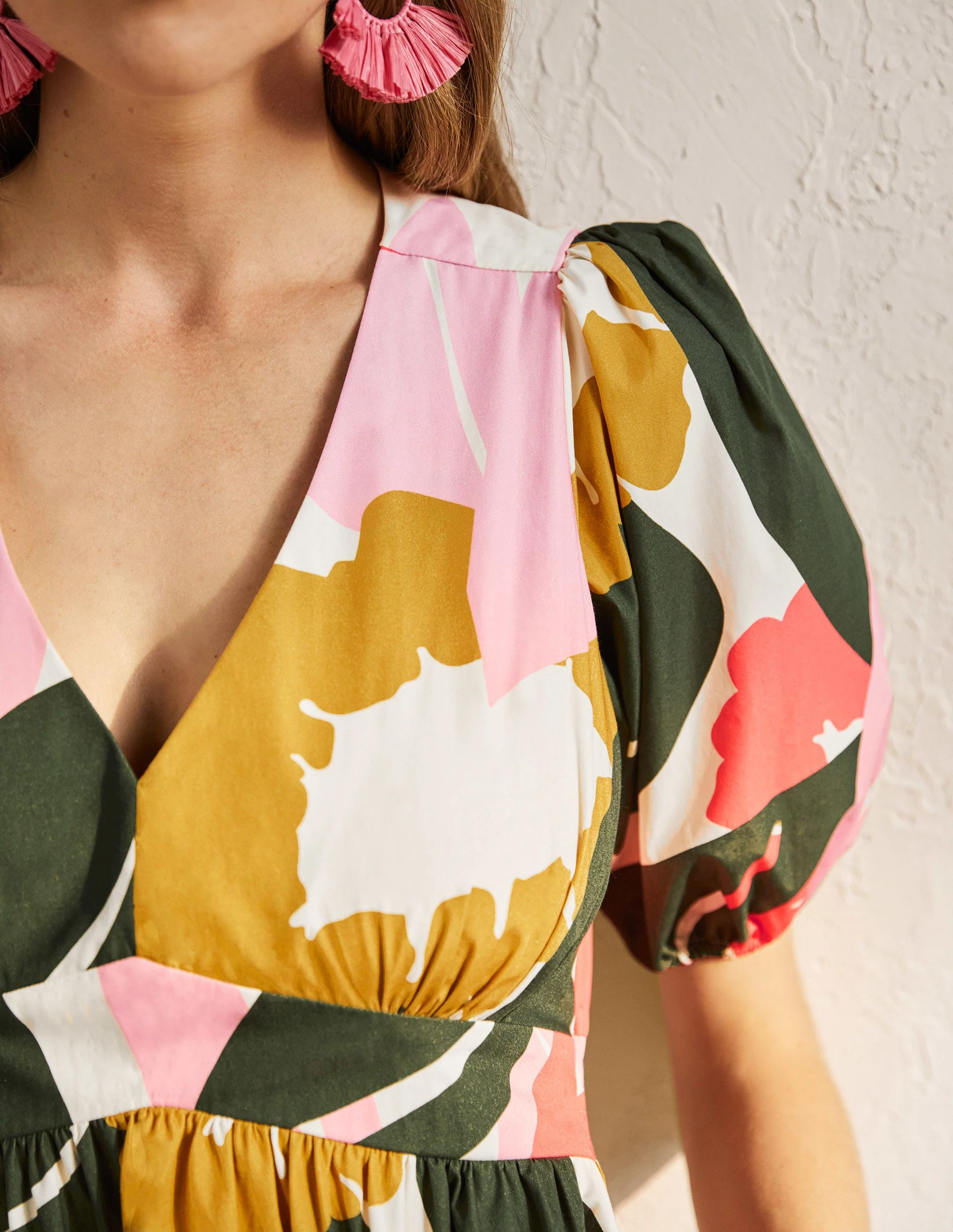 Maxi-Stufenkleid mit Puffärmeln-Naturweiß, Abstrakte Blüten - Image 2